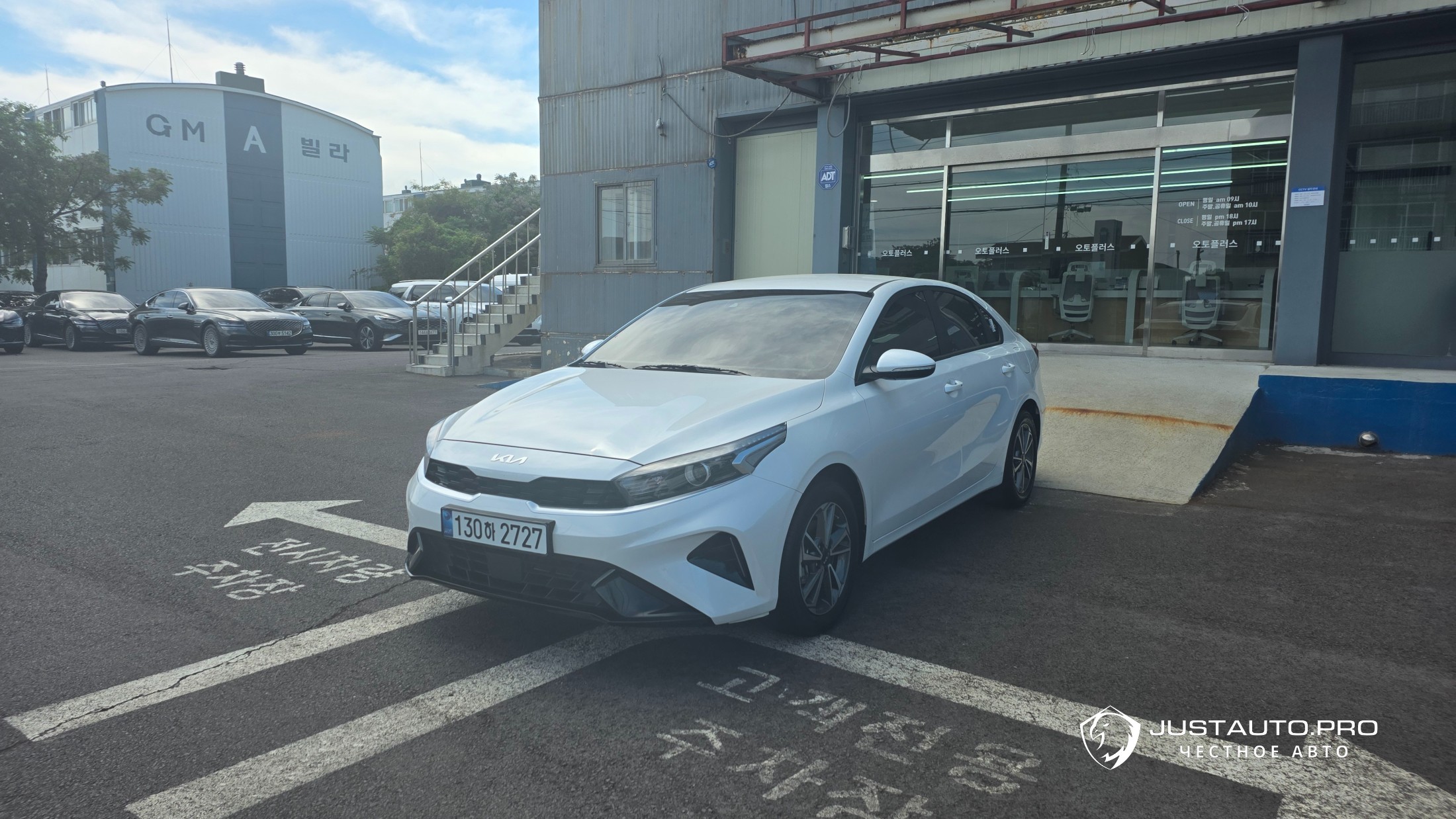 Автомобиль Kia K3
