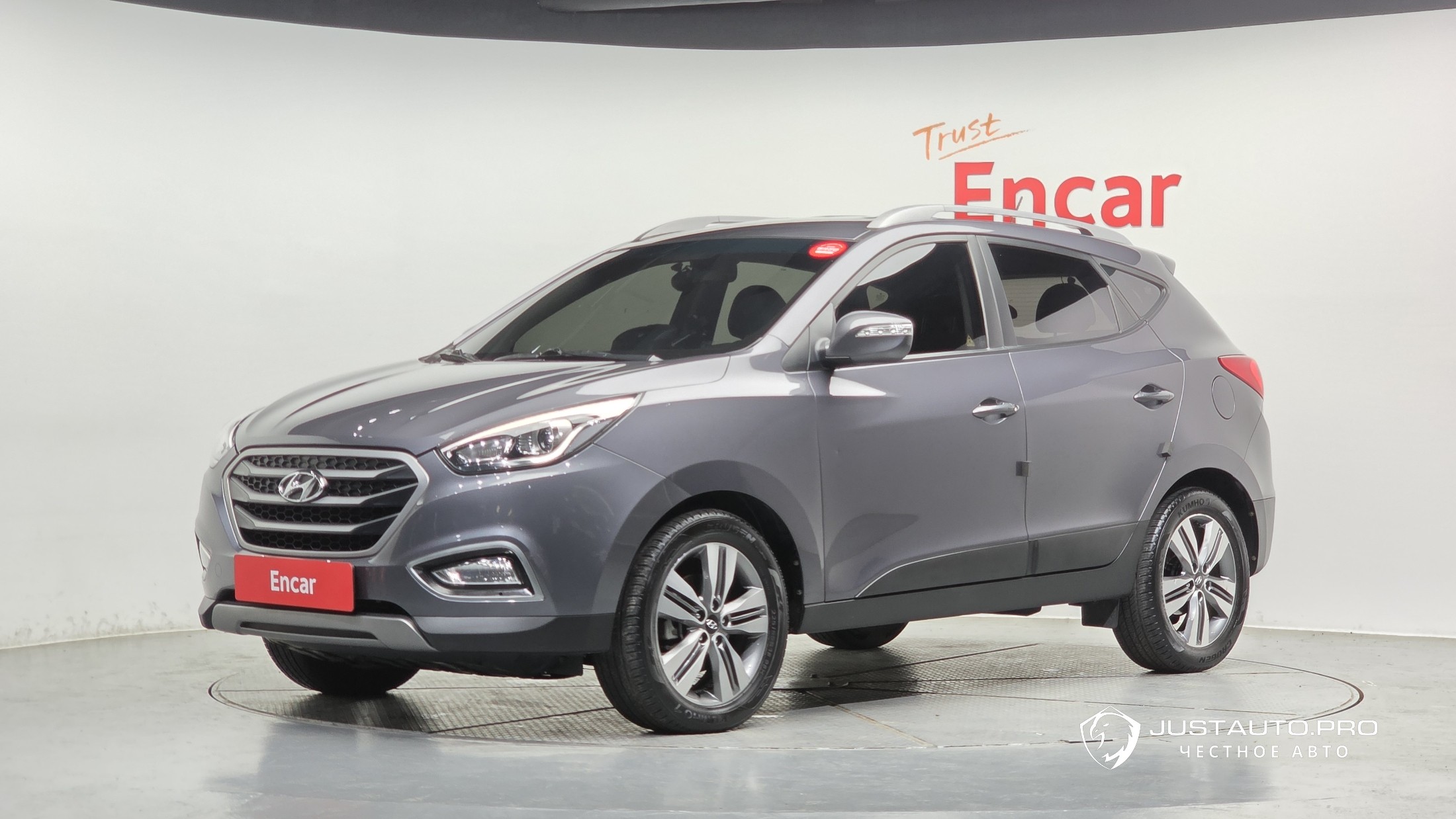 Автомобиль Hyundai Tucson