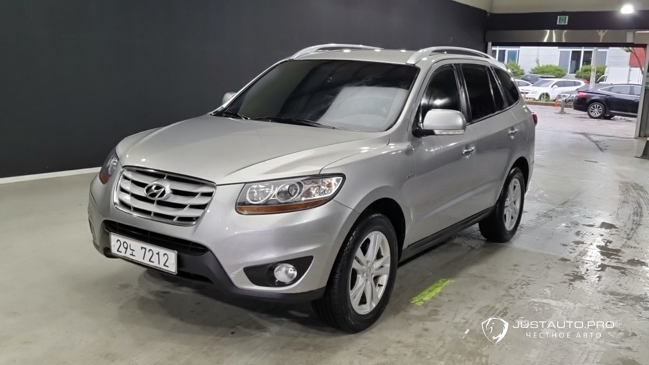 Автомобиль Hyundai Santafe