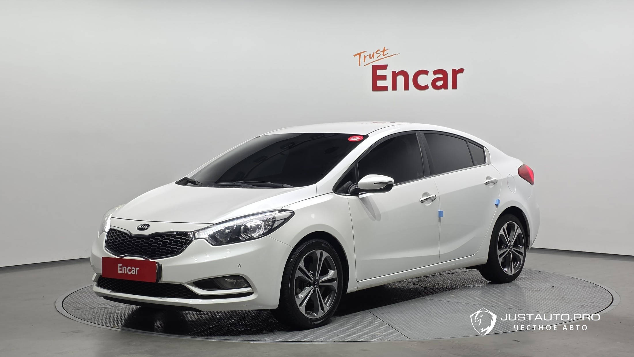 Автомобиль Kia K3