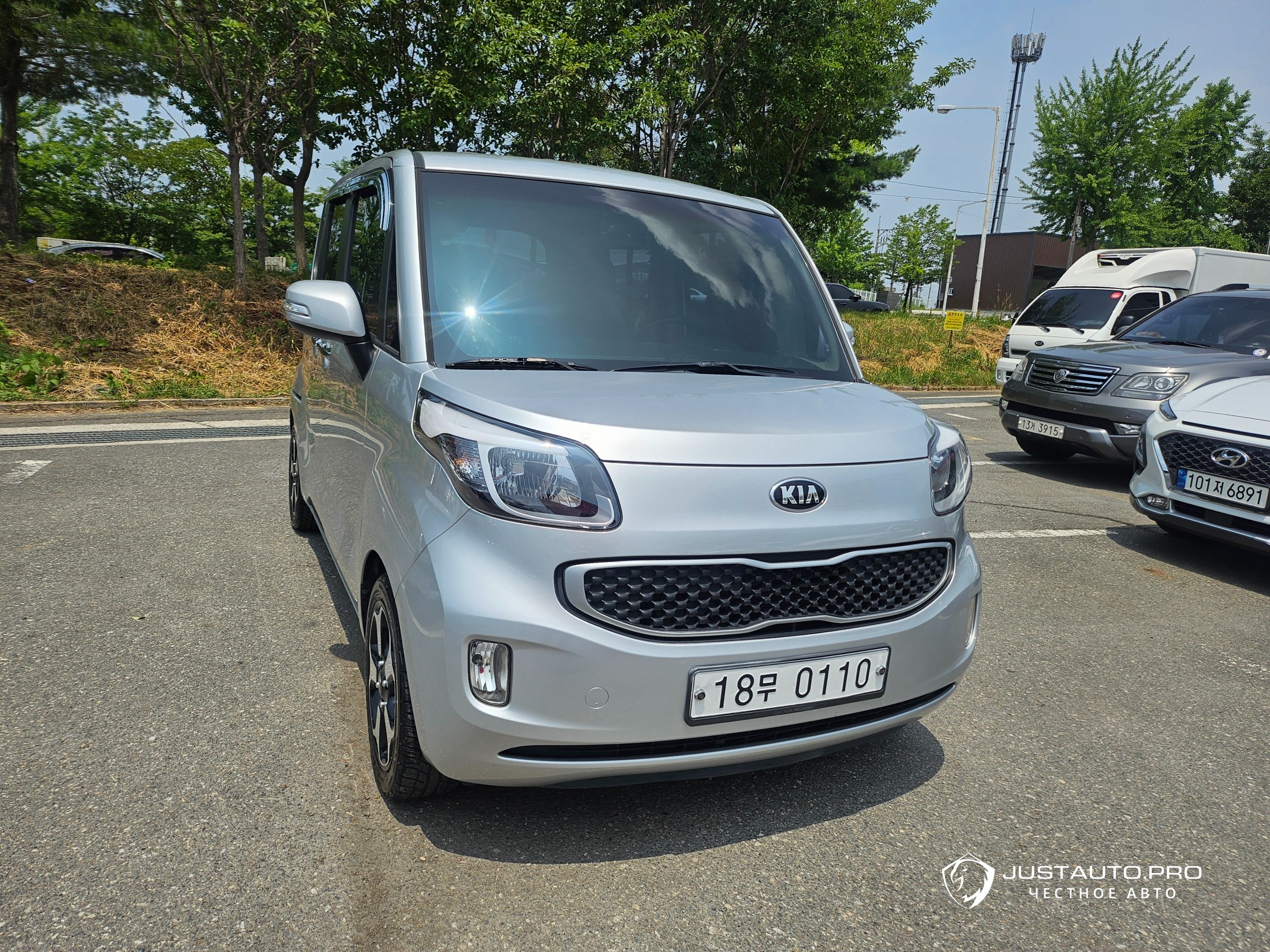 Автомобиль Kia RAY