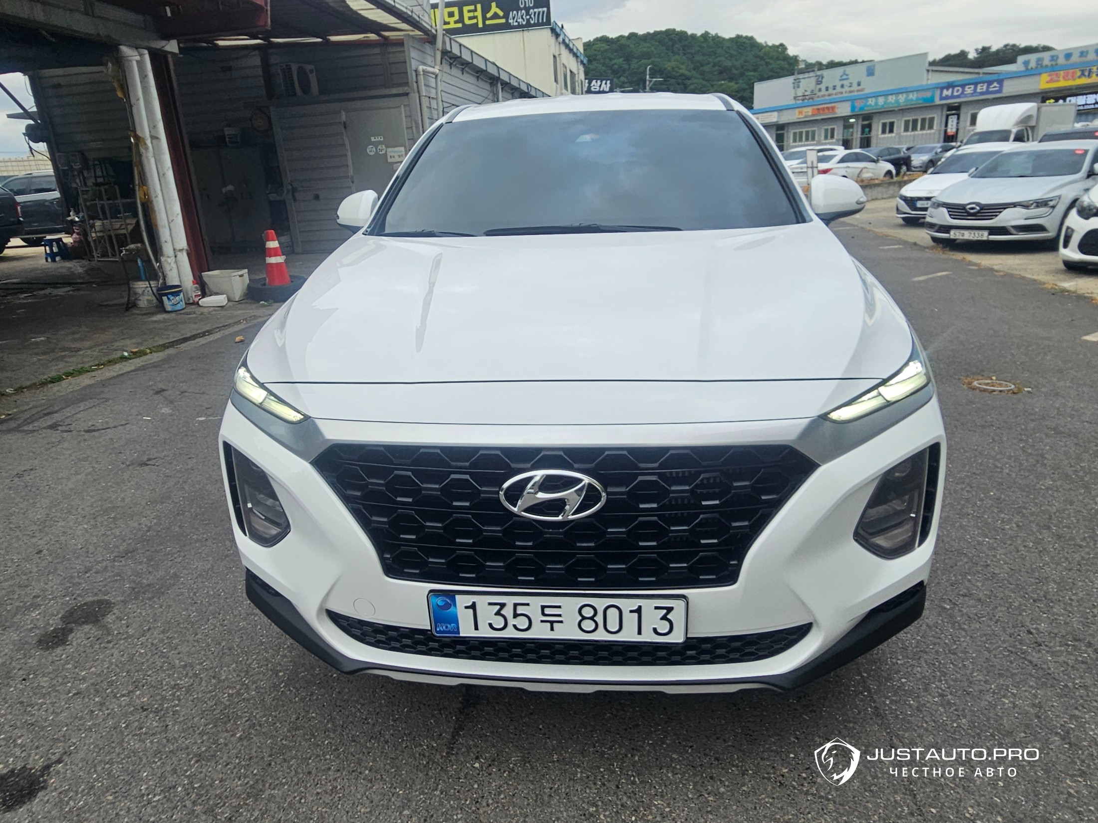 Автомобиль Hyundai Santafe