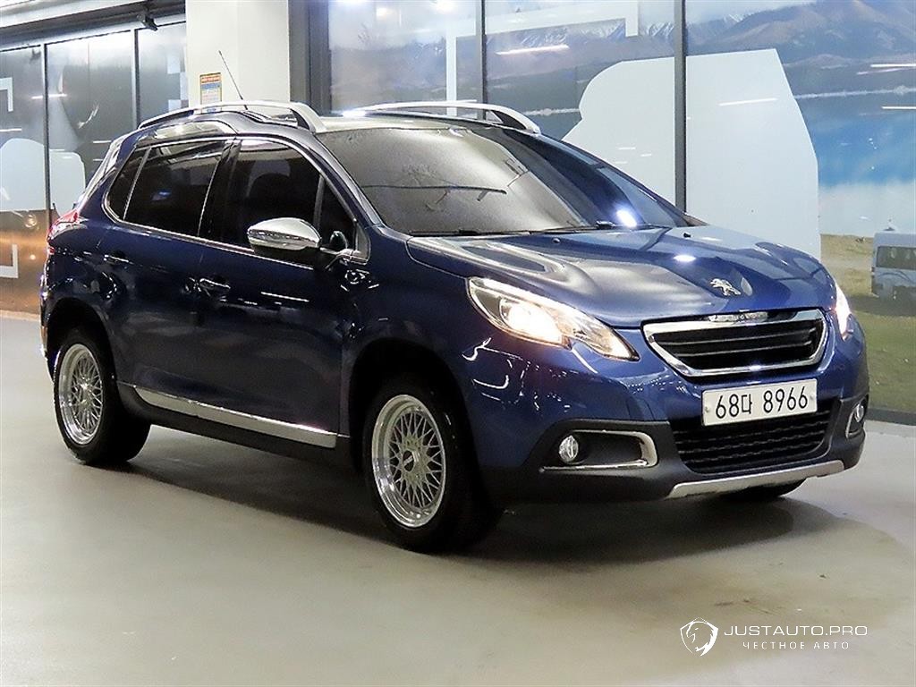 Автомобиль Peugeot 2008
