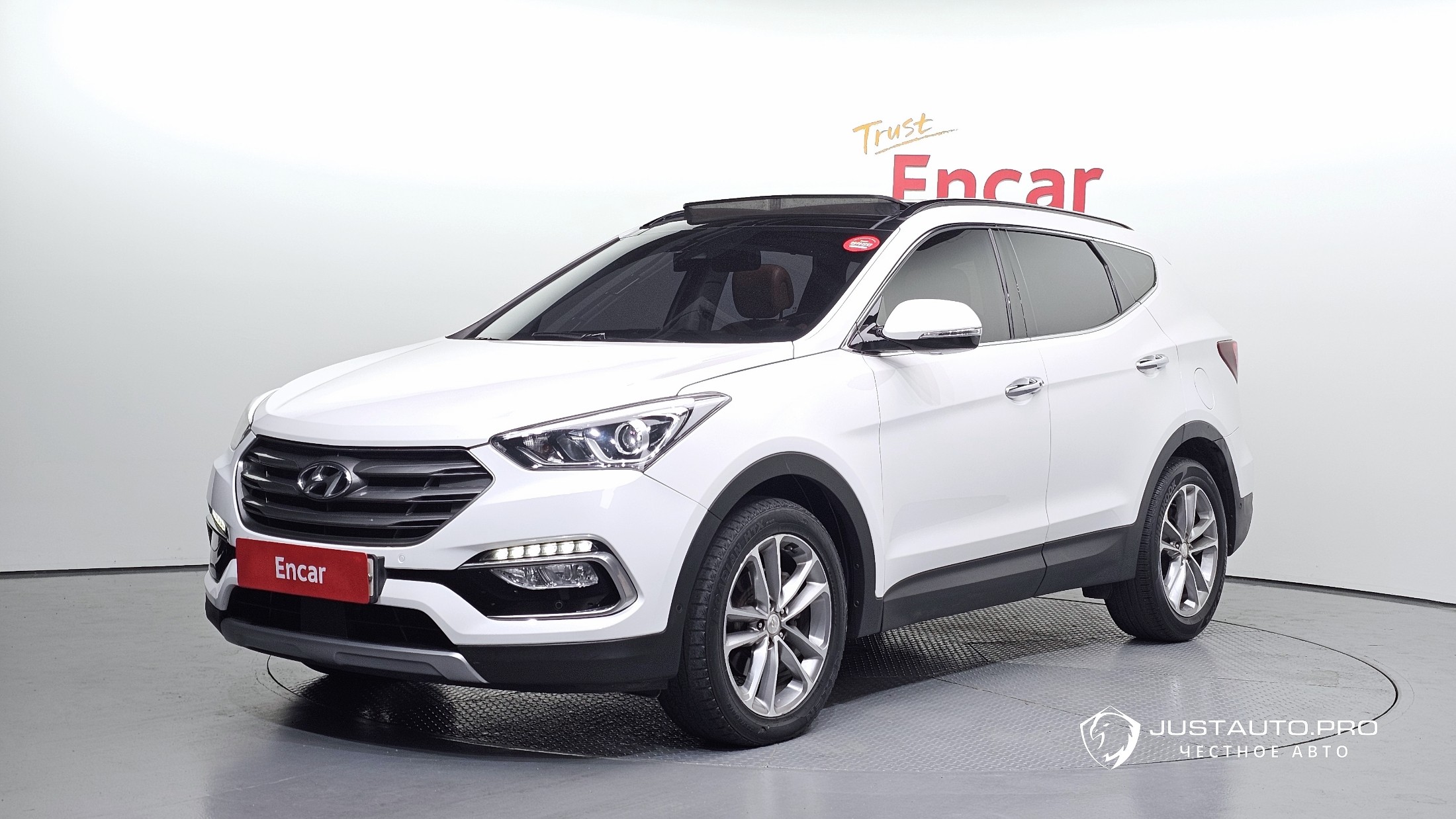 Автомобиль Hyundai Santafe