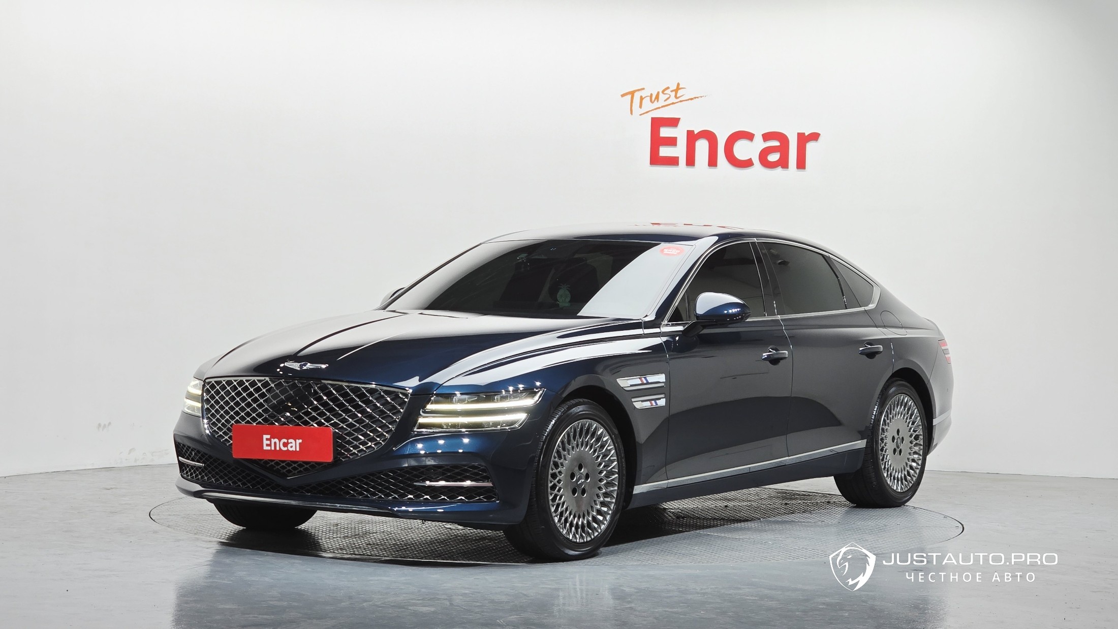 Автомобиль Genesis G80