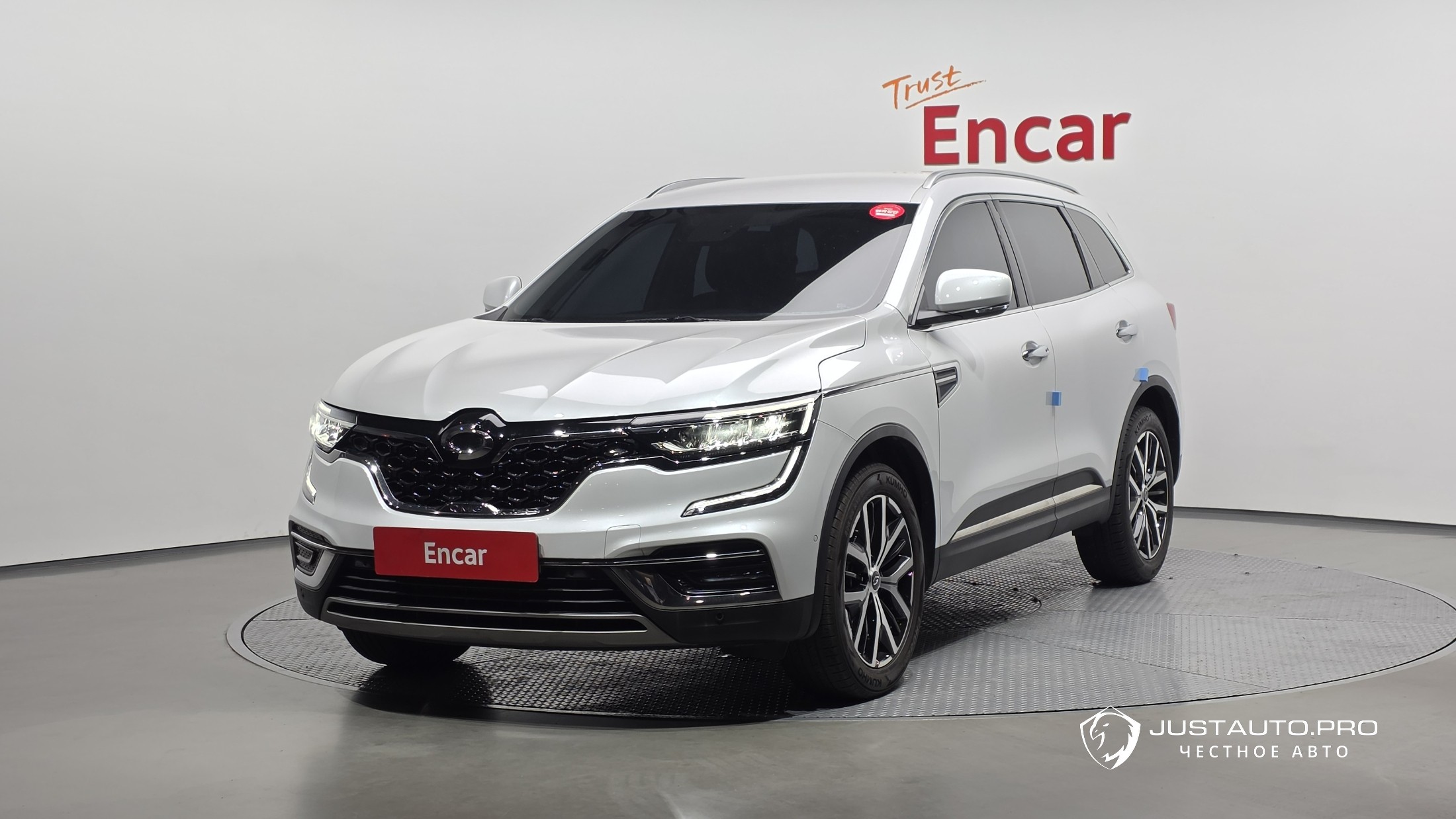 Автомобиль Renault-KoreaSamsung QM6