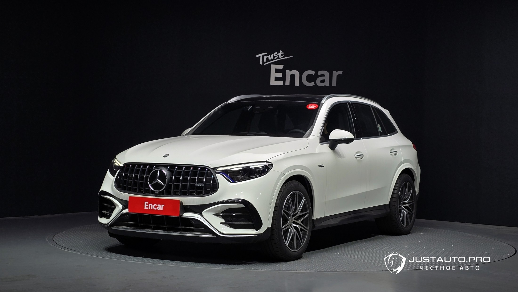 Автомобиль Mercedes-Benz GLC-Class