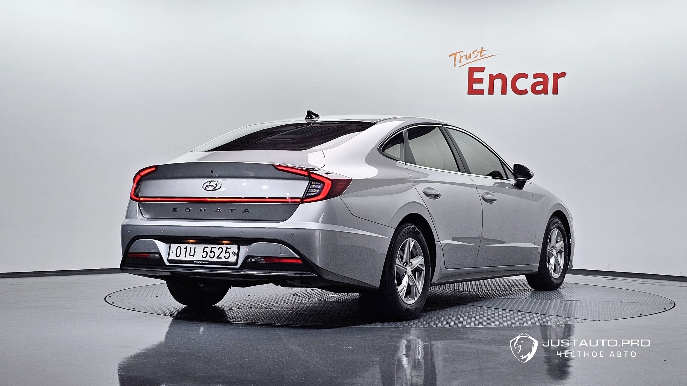 Автомобиль Hyundai Sonata