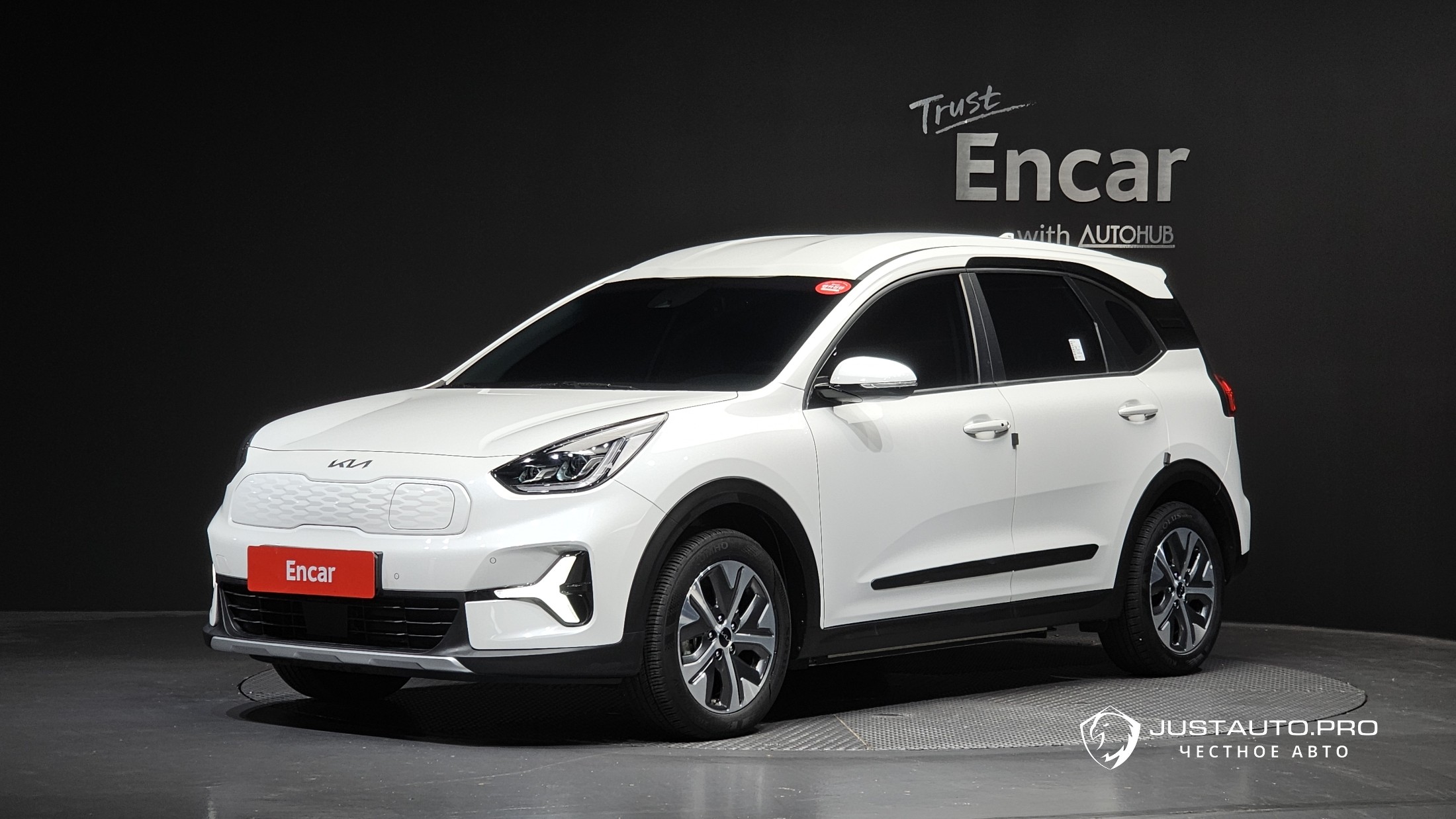 Автомобиль Kia Niro
