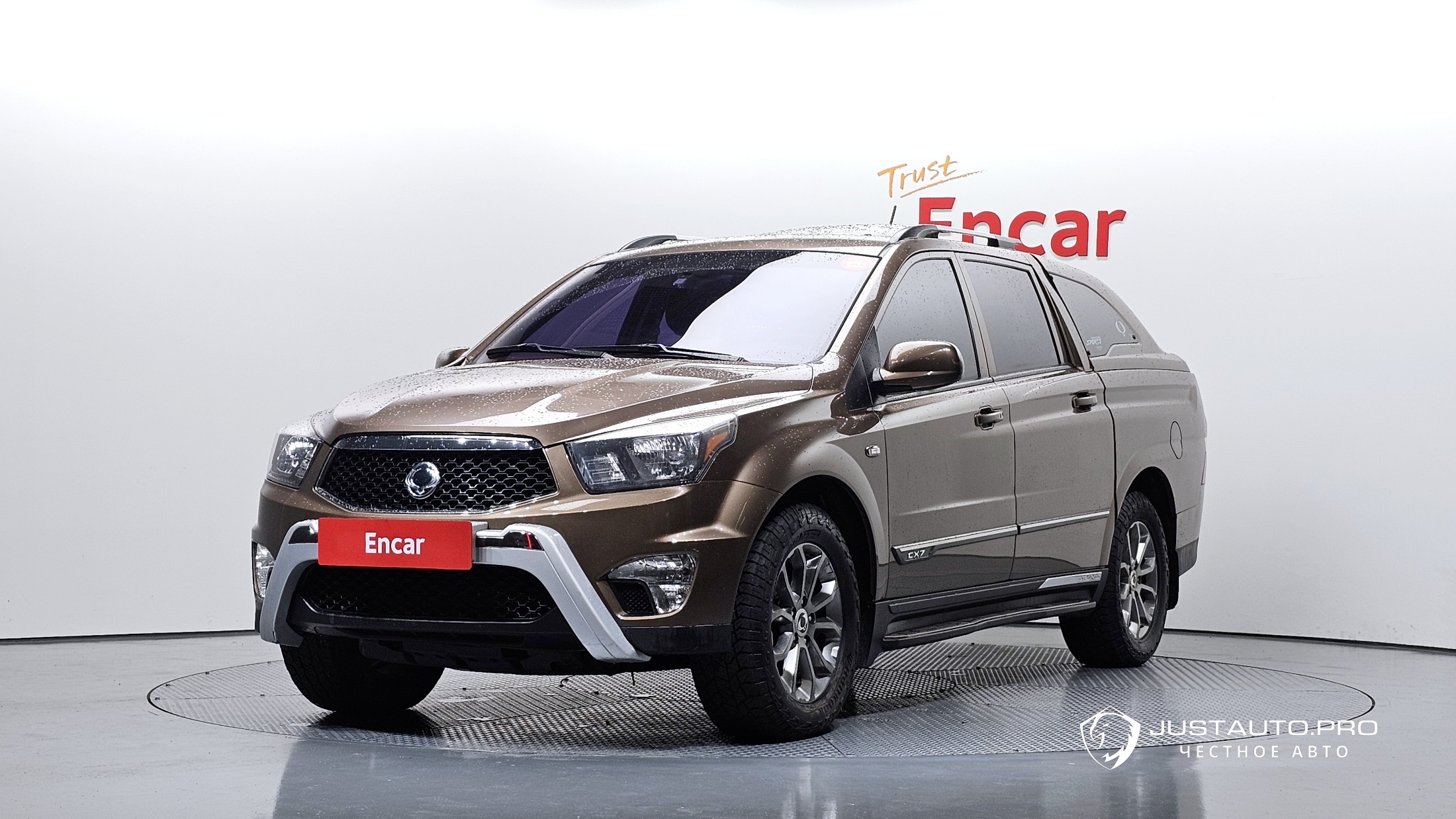 Автомобиль KG_Mobility_Ssangyong KORANDO