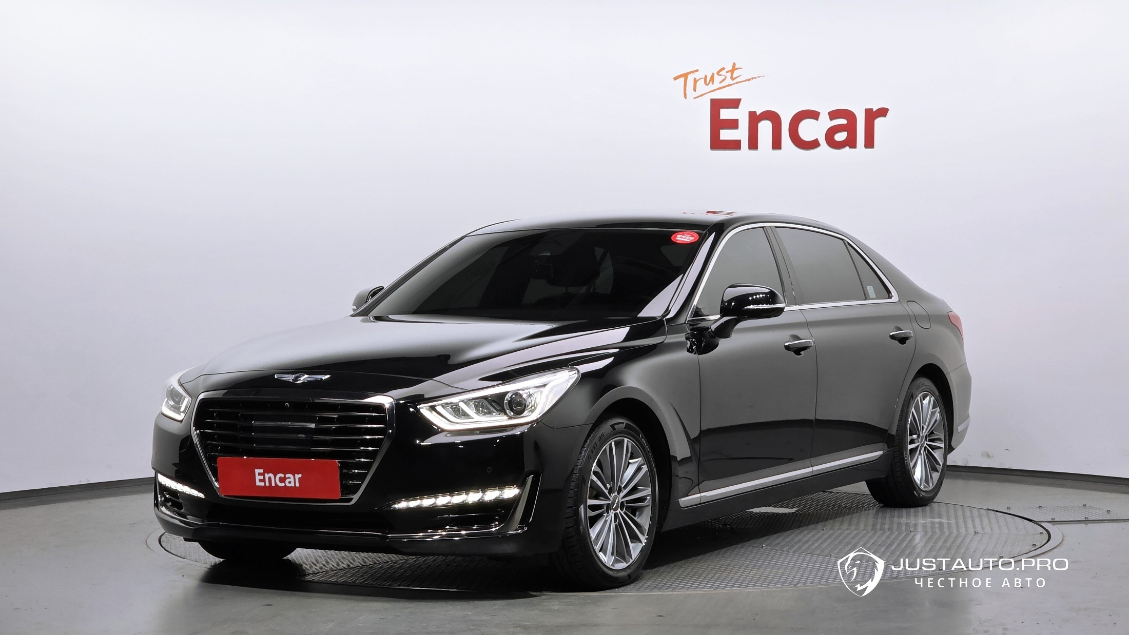 Автомобиль Genesis EQ900