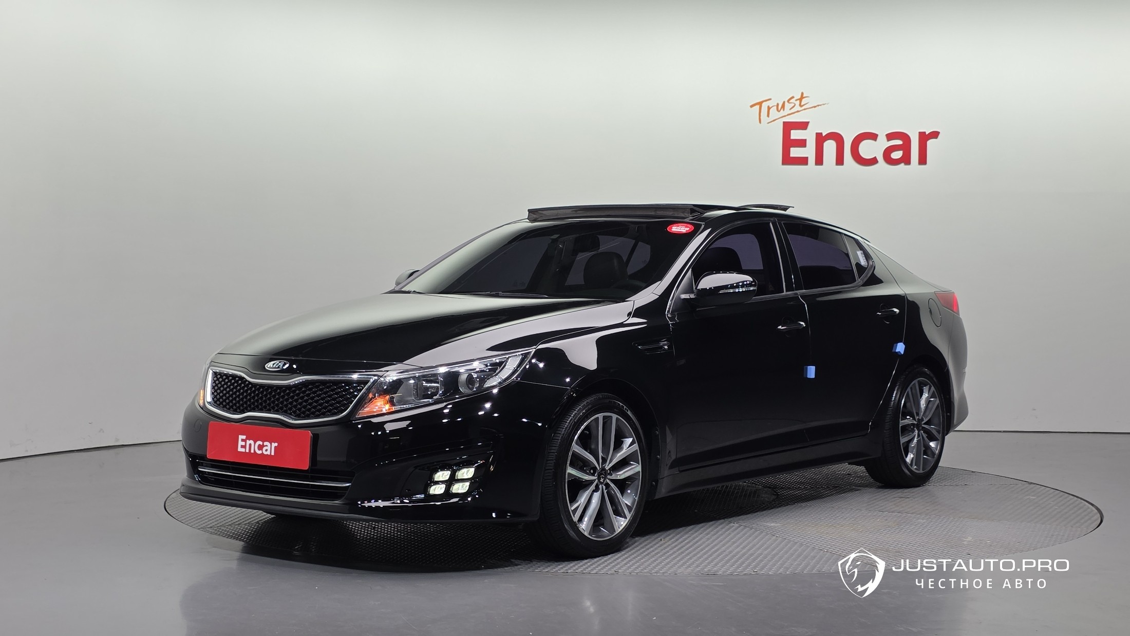 Автомобиль Kia K5