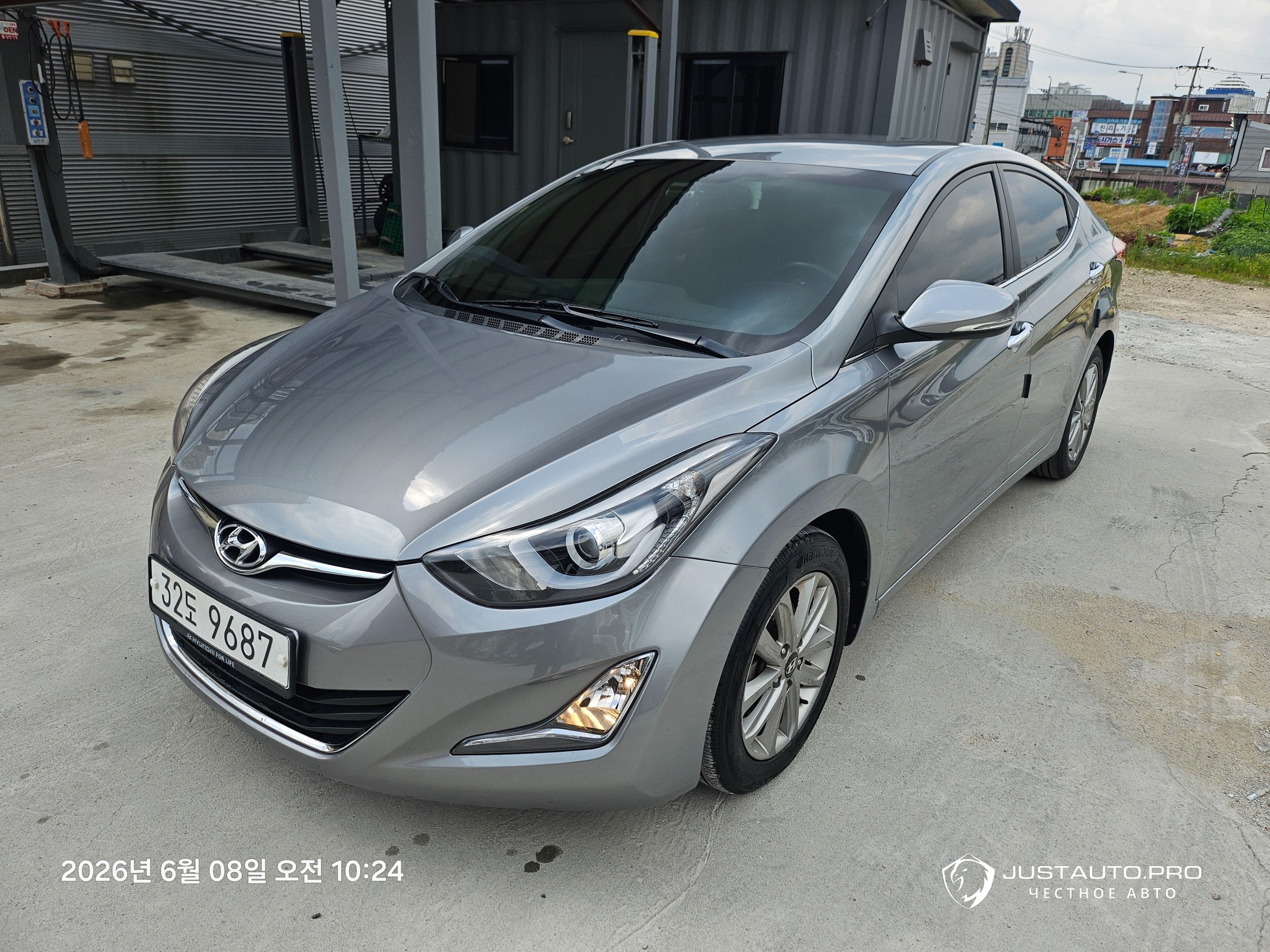 Автомобиль Hyundai AVANTE