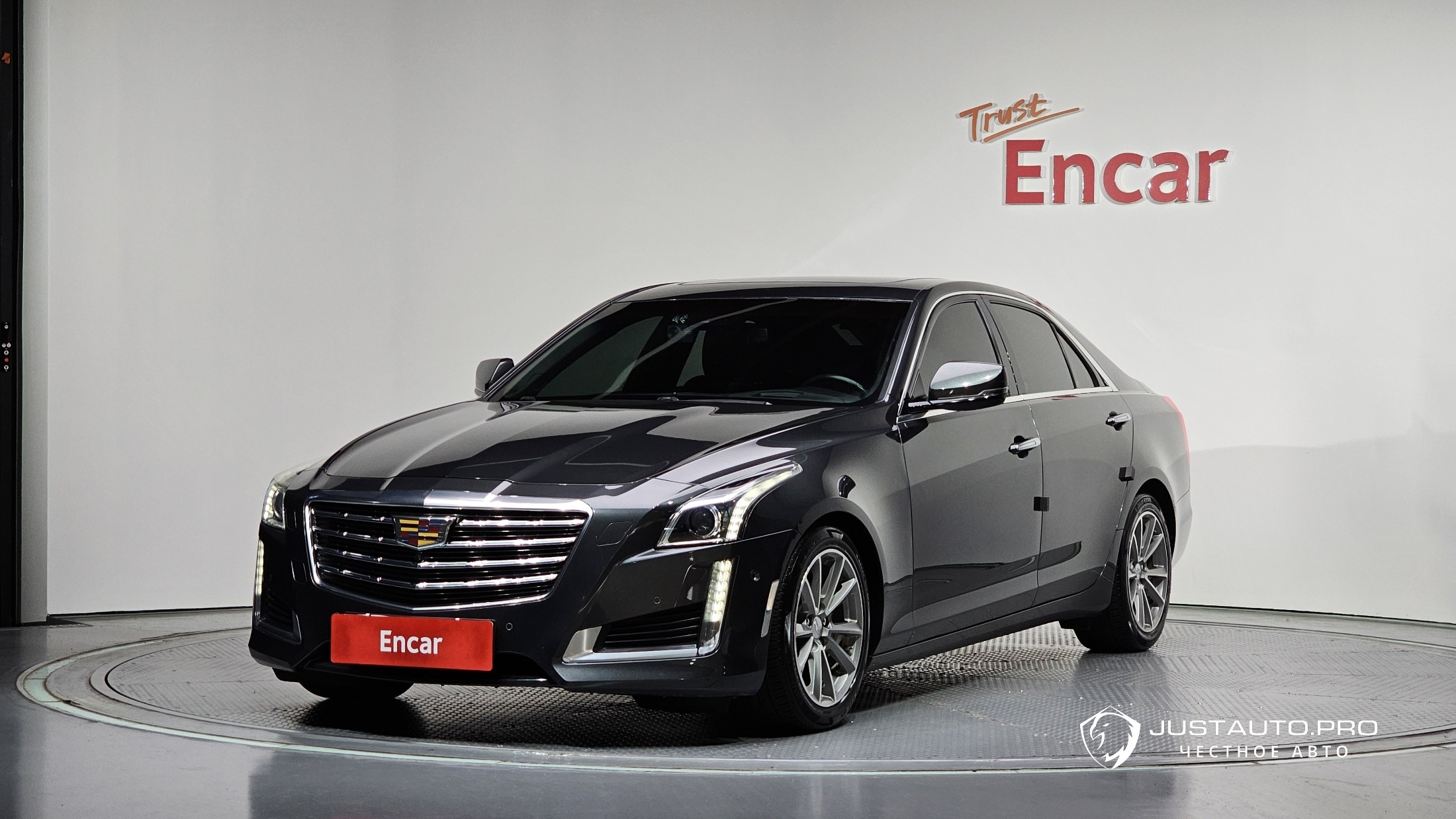 Автомобиль Cadillac CTS