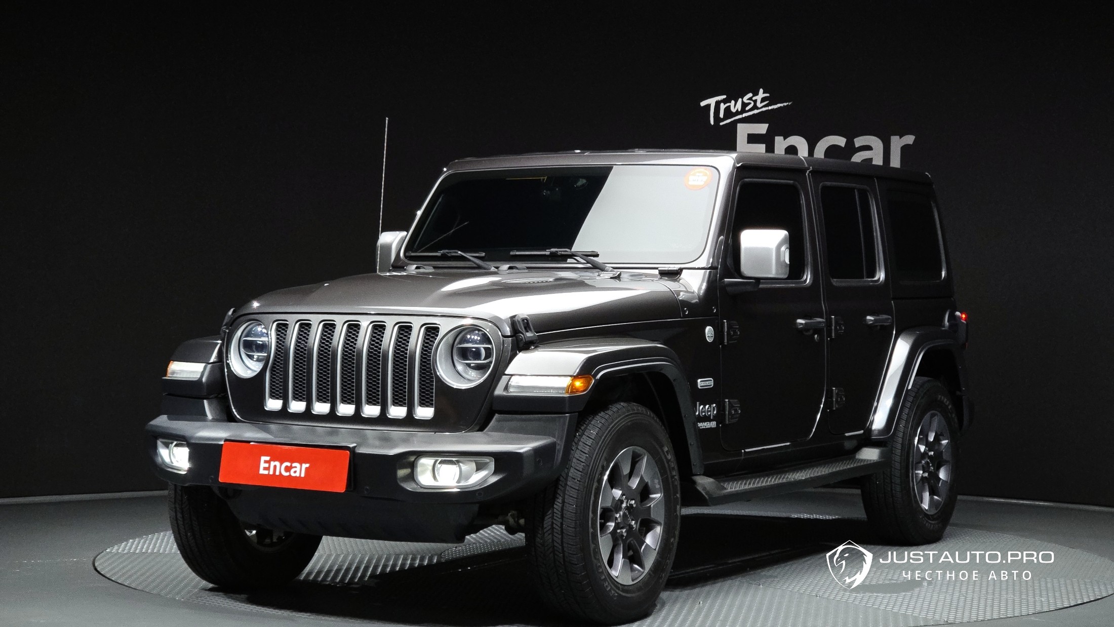 Автомобиль Jeep Wrangler