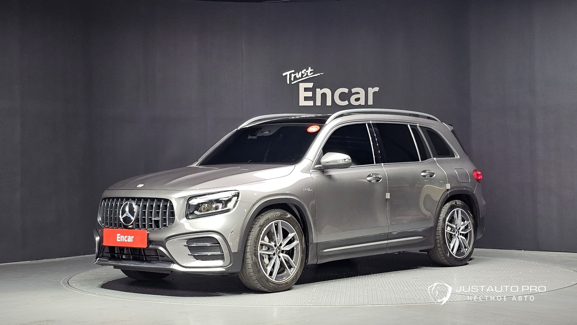 Автомобиль Mercedes-Benz GLB-Class