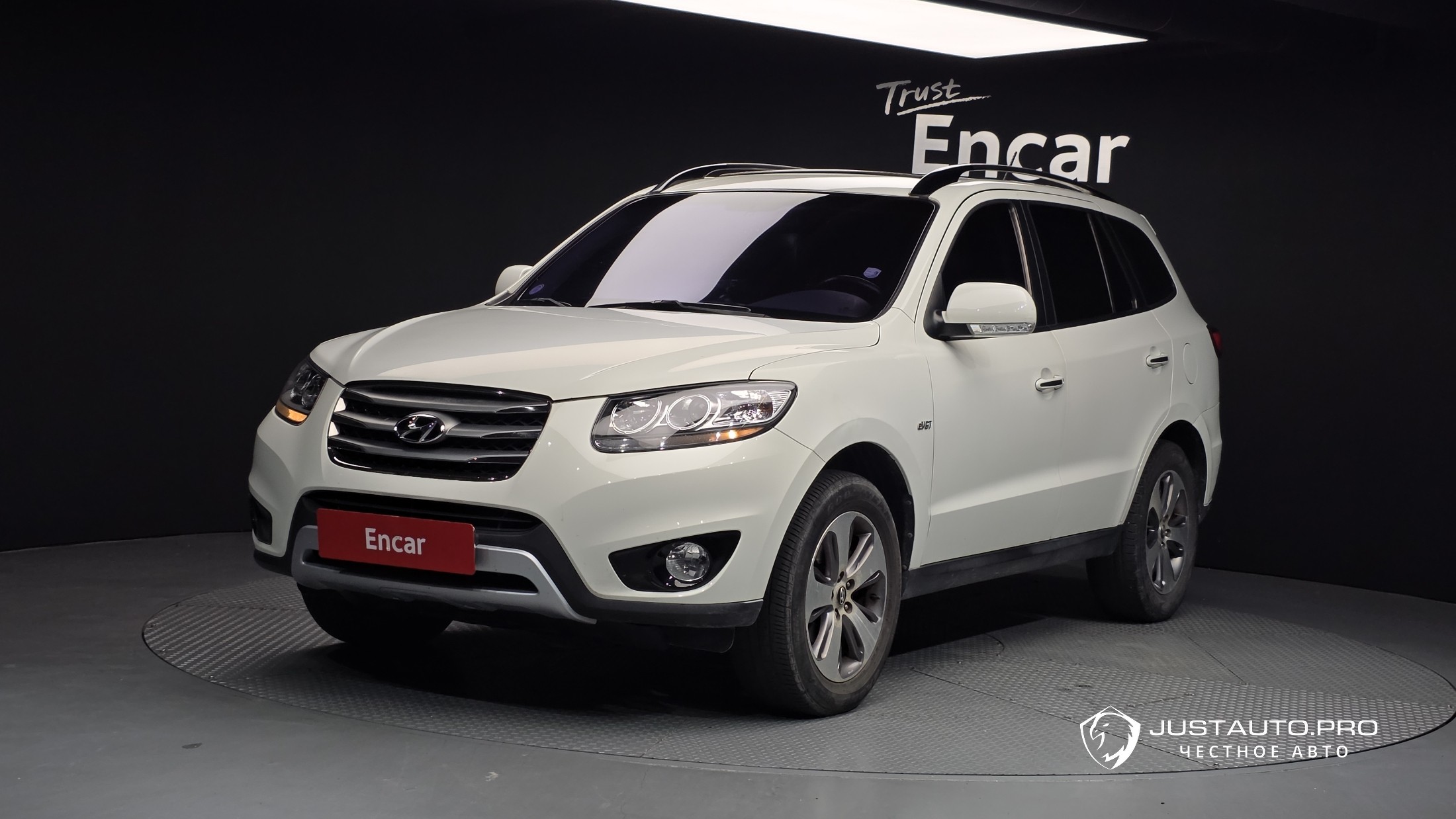 Автомобиль Hyundai Santafe