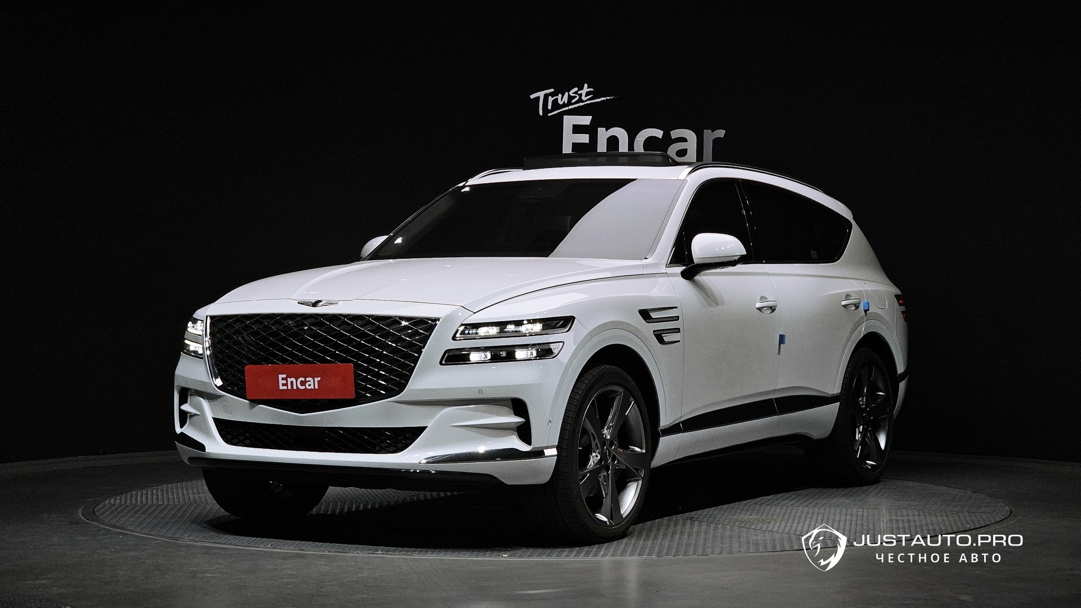 Автомобиль Genesis GV80