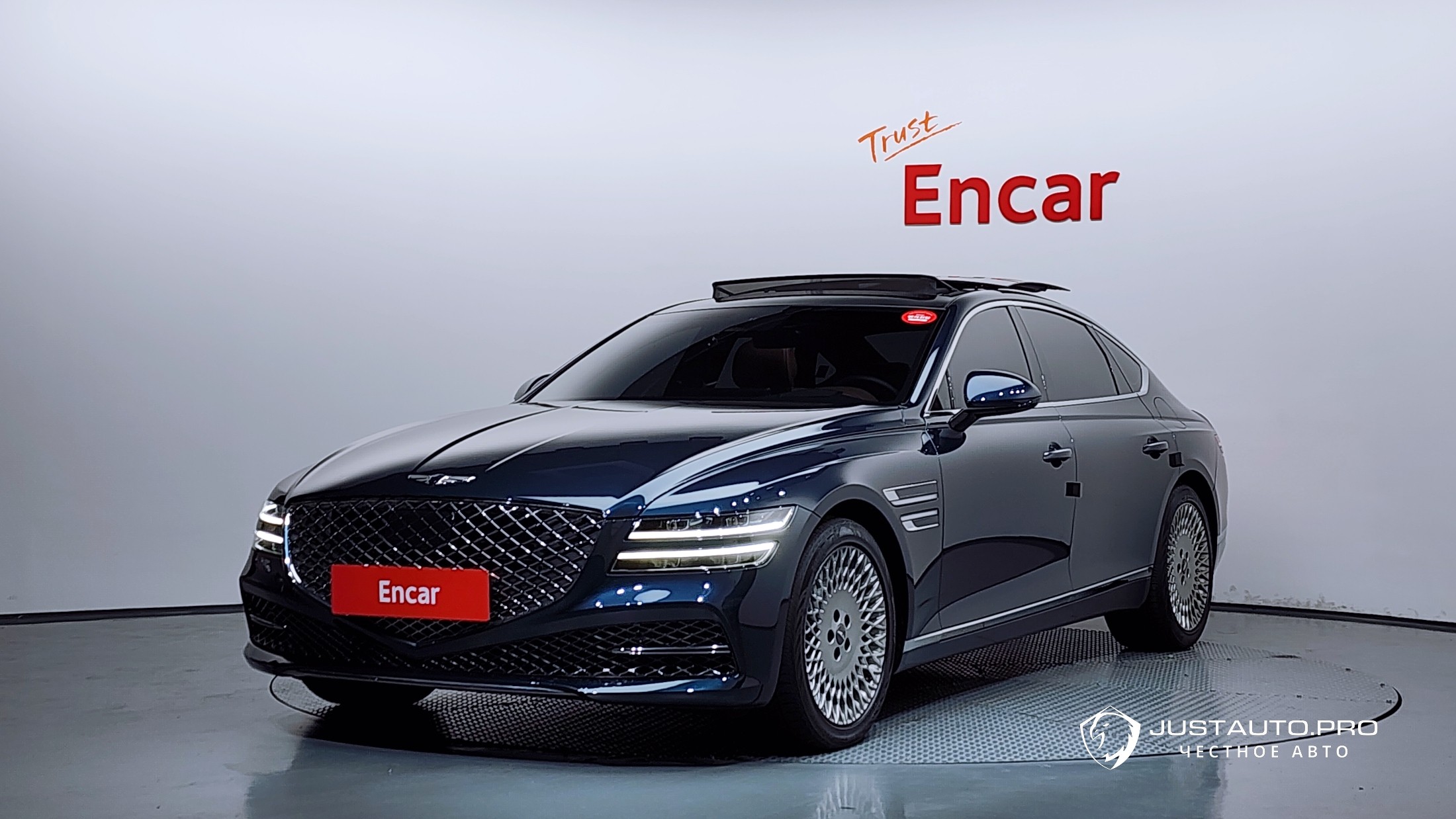 Автомобиль Genesis G80