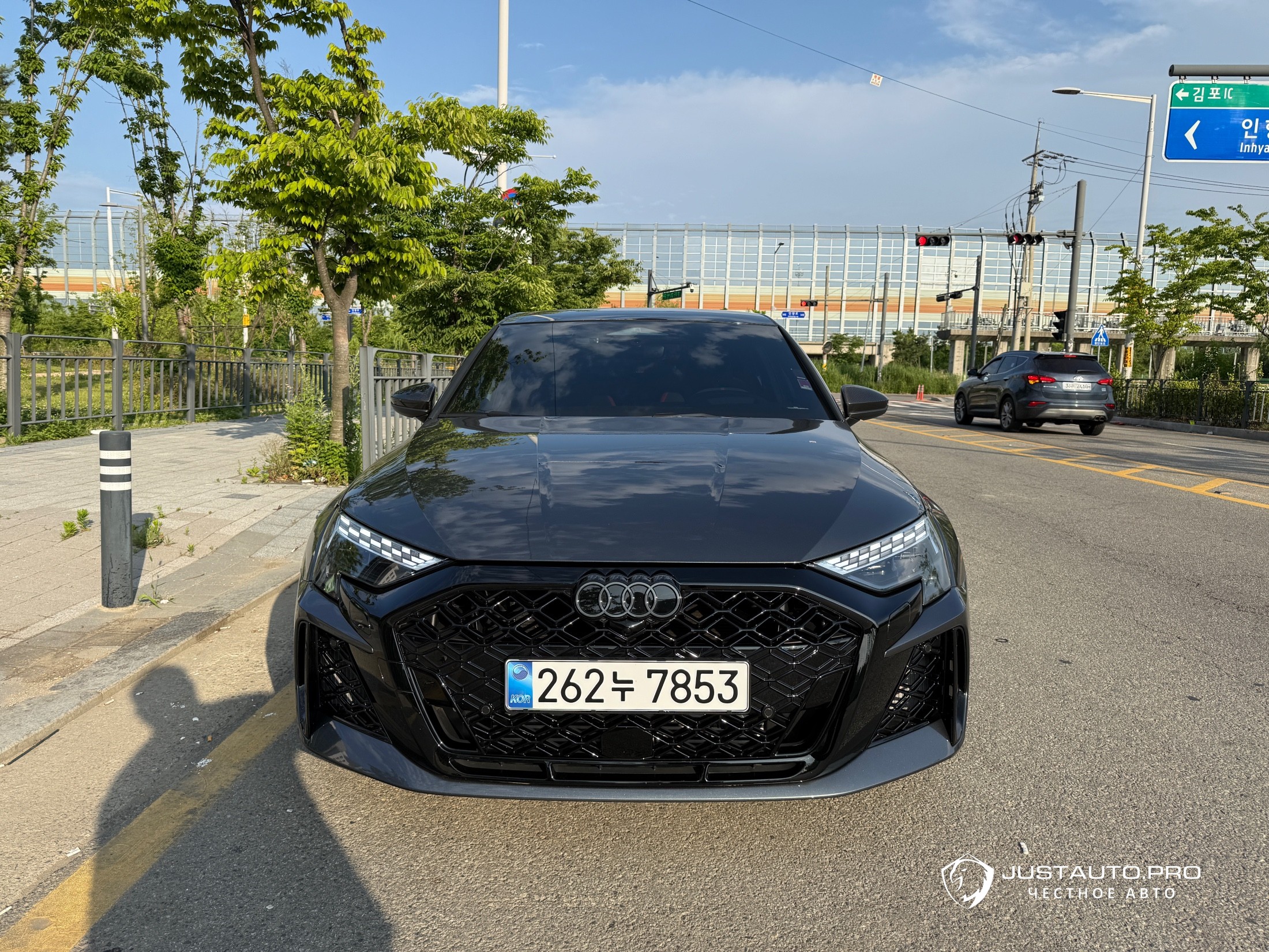 Автомобиль Audi RS3