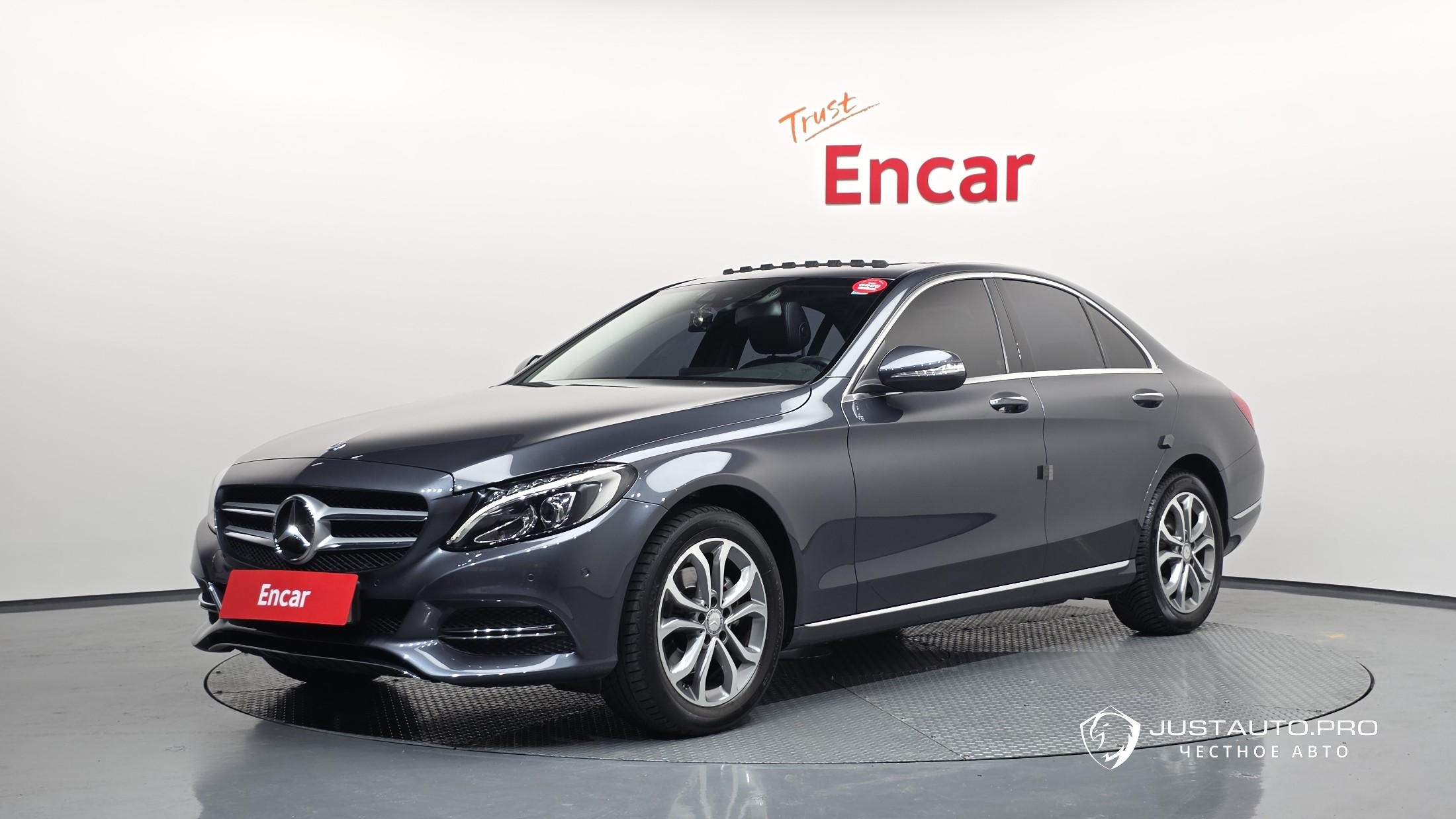 Автомобиль Mercedes-Benz C-Class