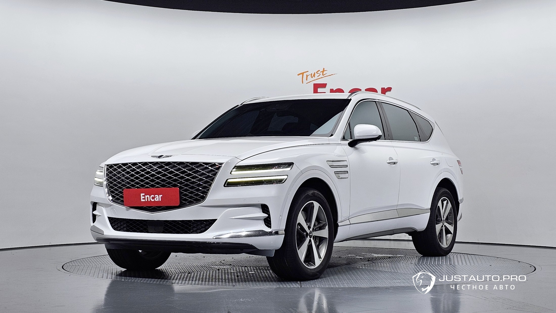 Автомобиль Genesis GV80