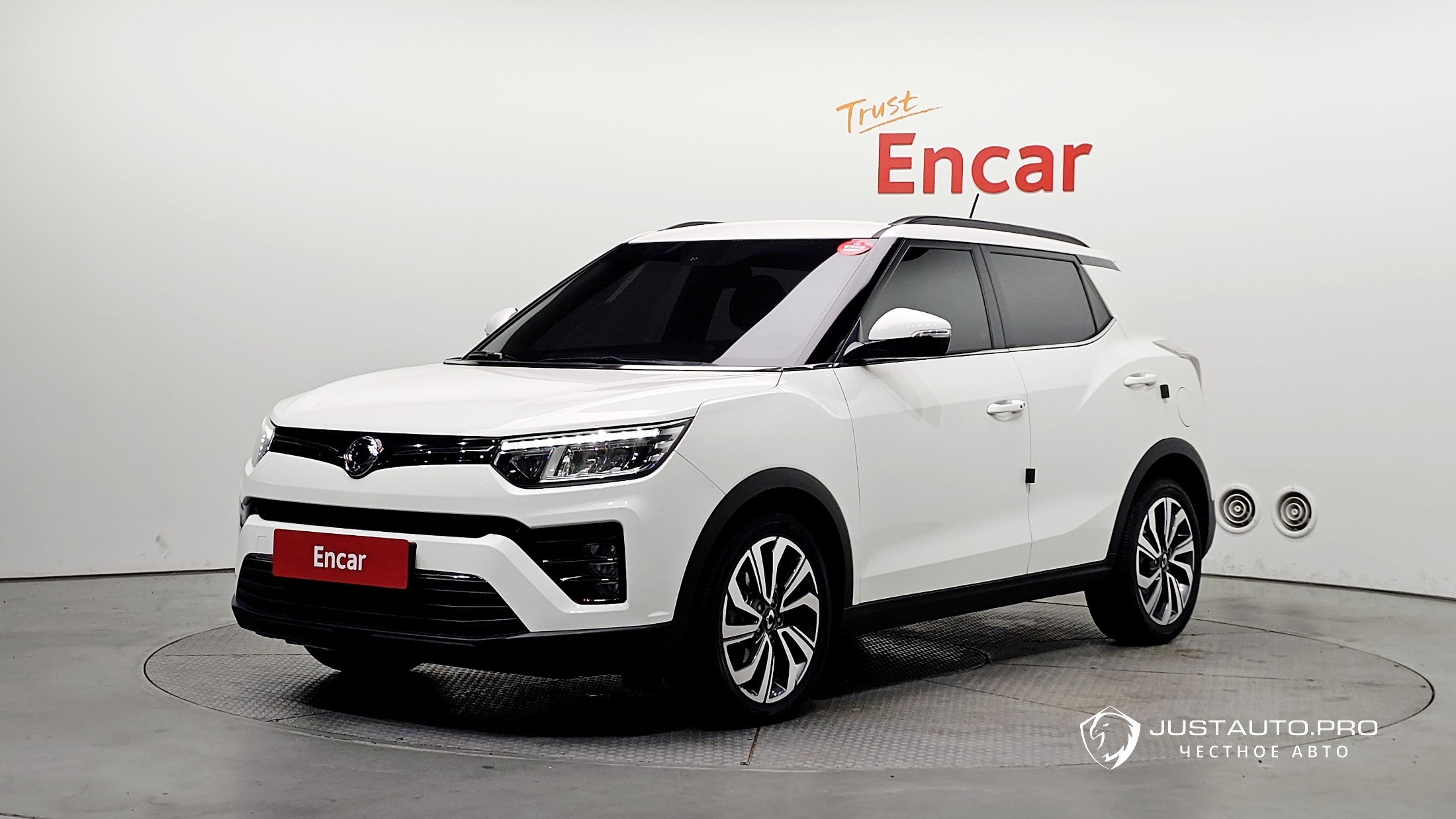 Автомобиль KG_Mobility_Ssangyong TIBOLI