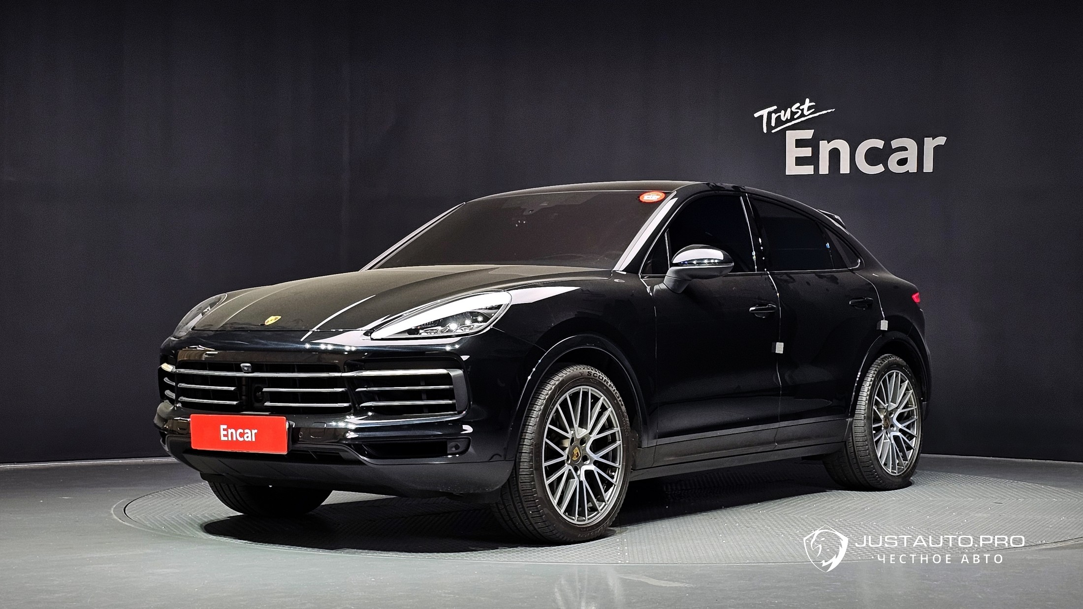 Автомобиль Porsche Cayenne