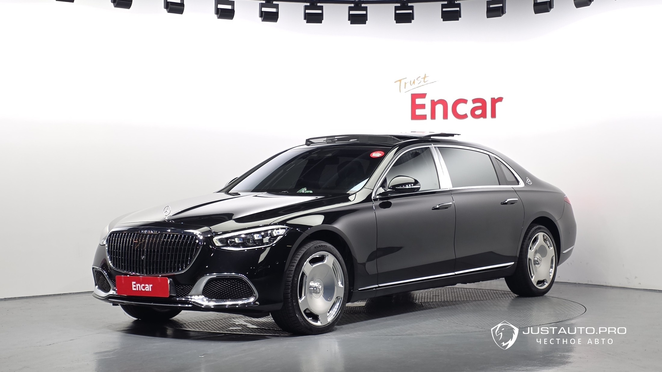 Автомобиль Mercedes-Benz S-Class