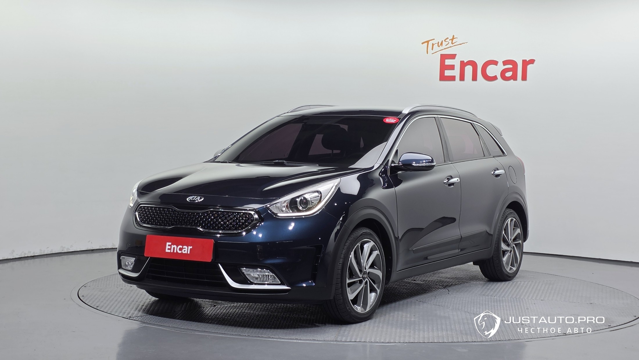 Автомобиль Kia Niro