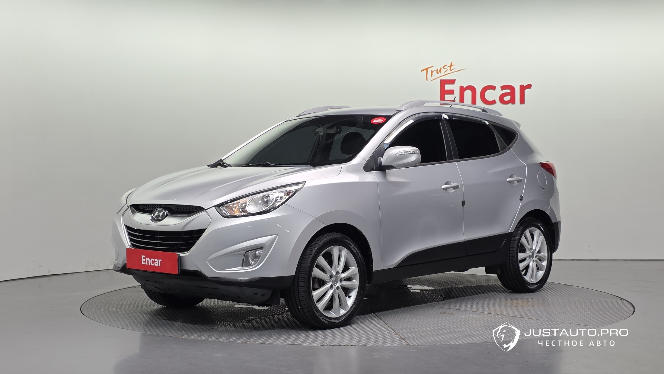 Автомобиль Hyundai Tucson