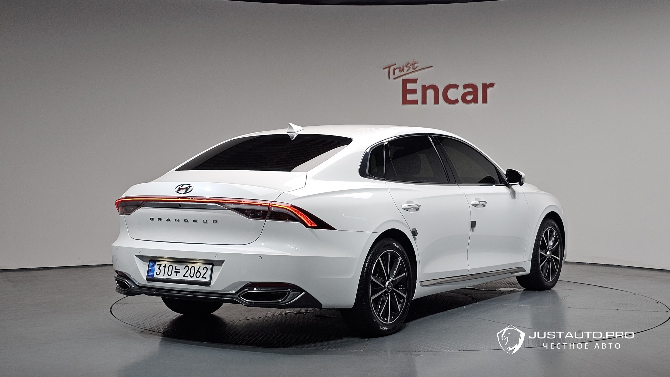 Автомобиль Hyundai Grandeur