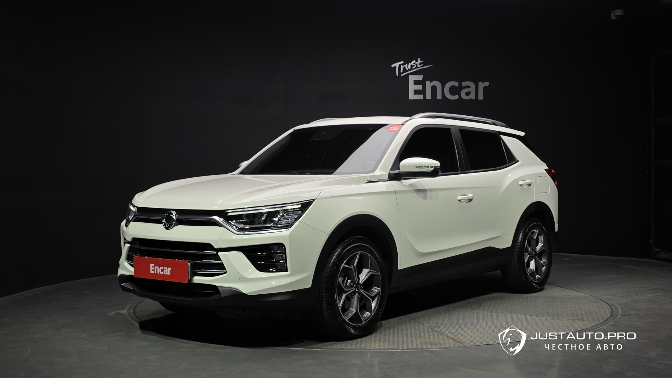 Автомобиль KG_Mobility_Ssangyong KORANDO