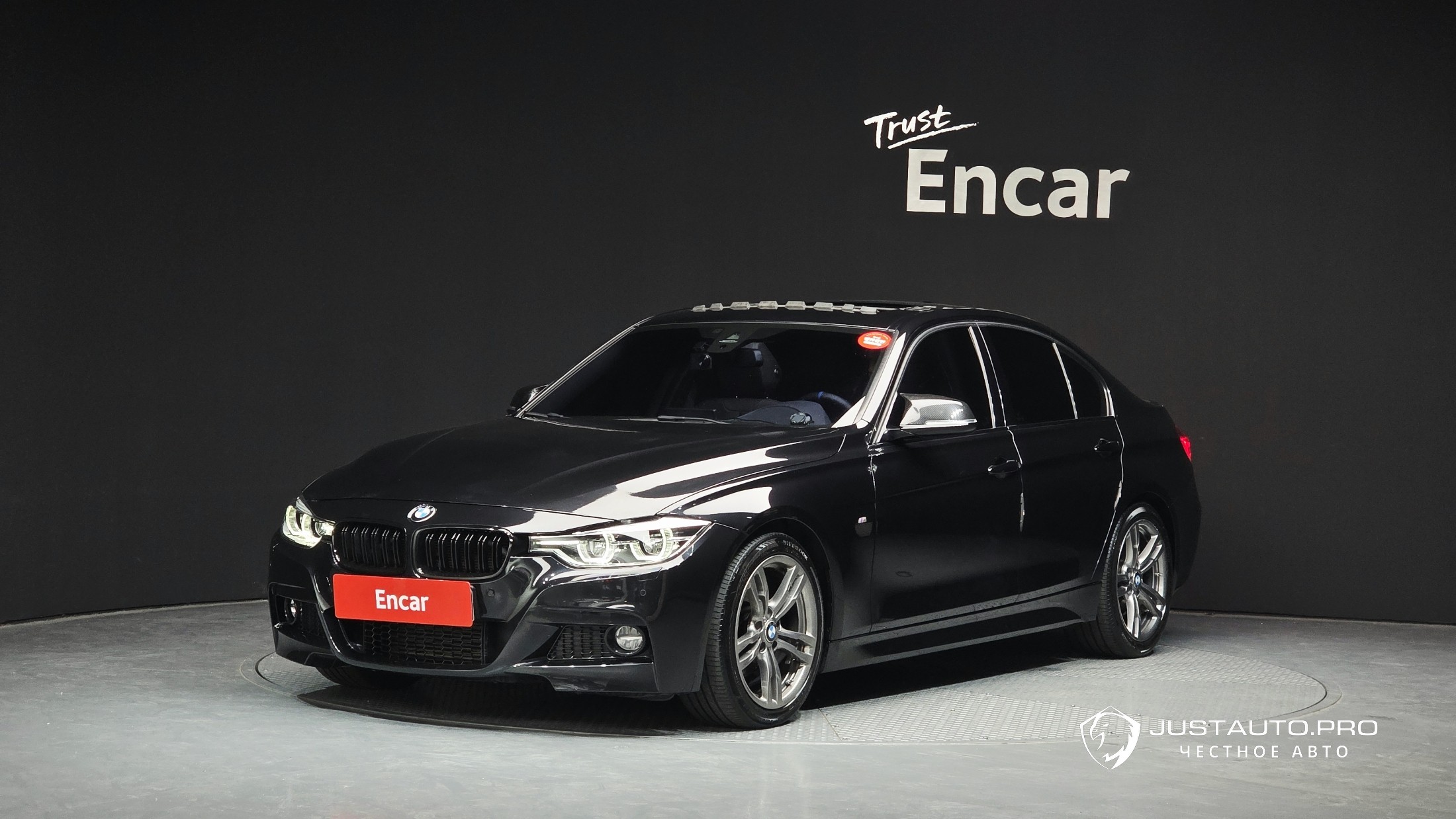 Автомобиль BMW 3-Series