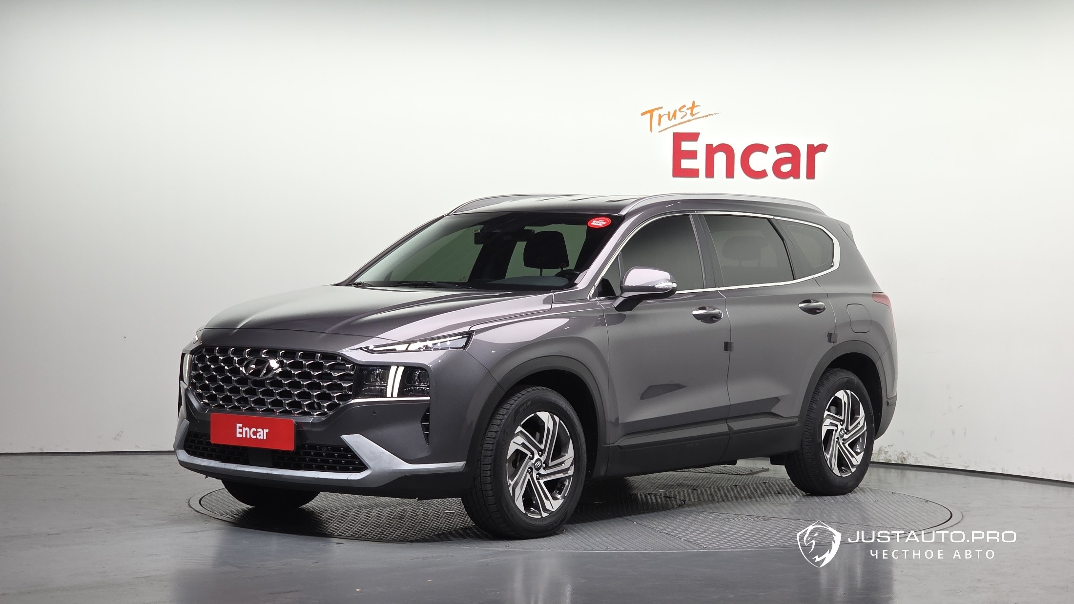Автомобиль Hyundai Santafe