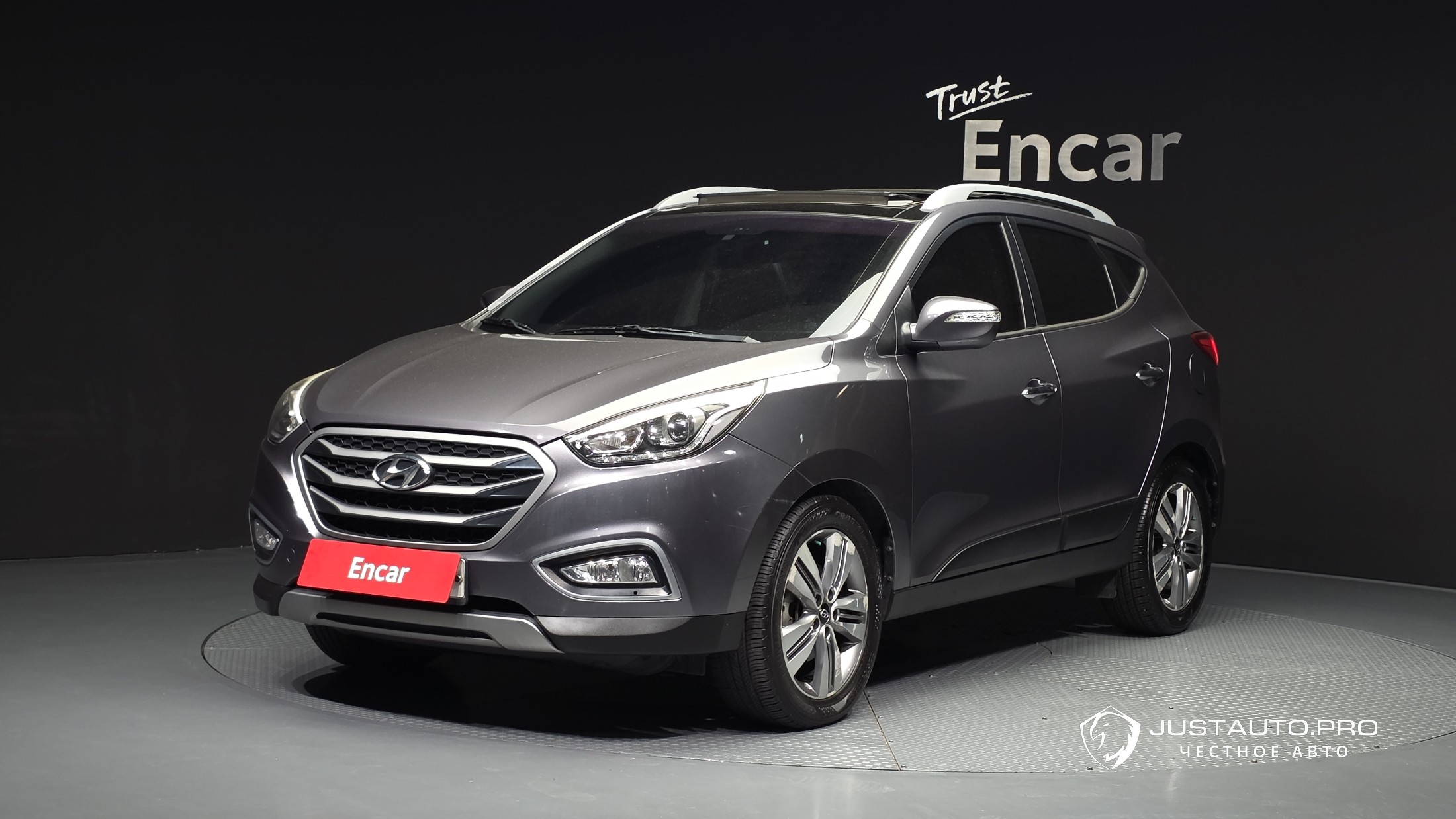 Автомобиль Hyundai Tucson