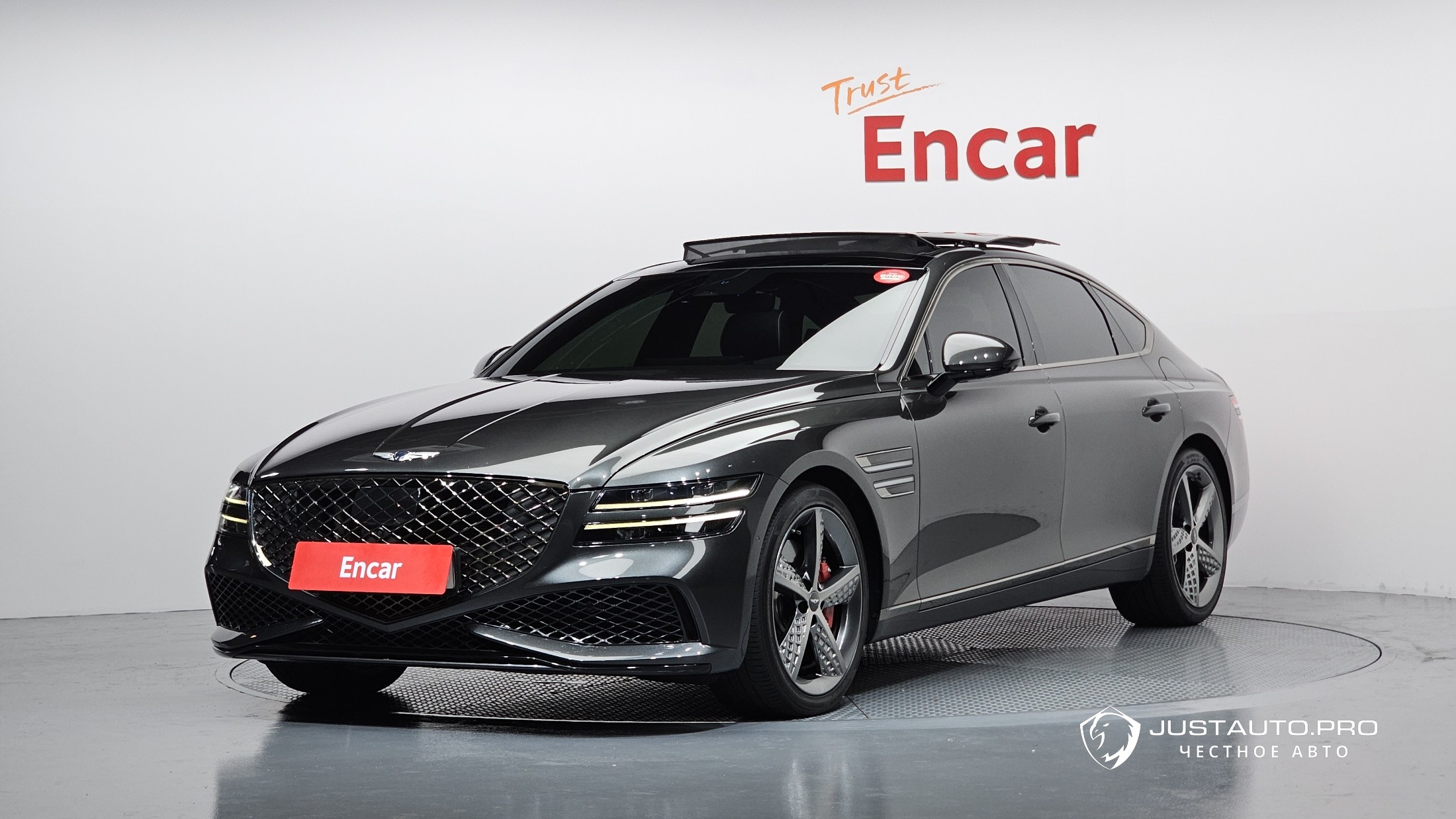 Автомобиль Genesis G80