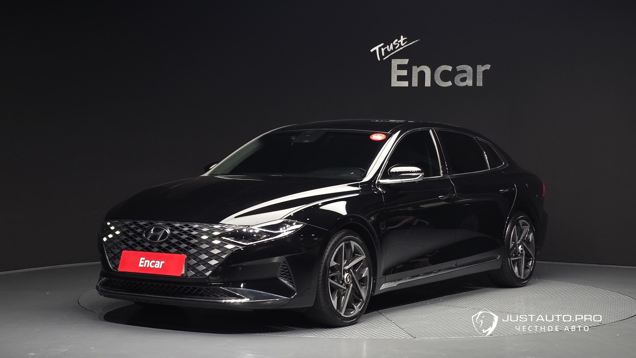 Автомобиль Hyundai Grandeur