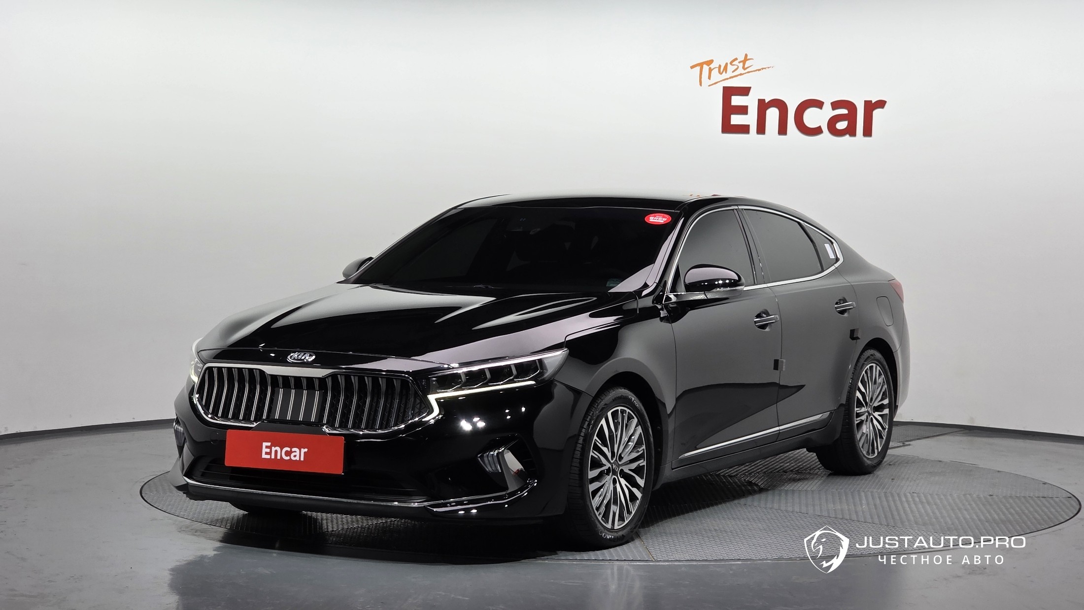Автомобиль Kia K7