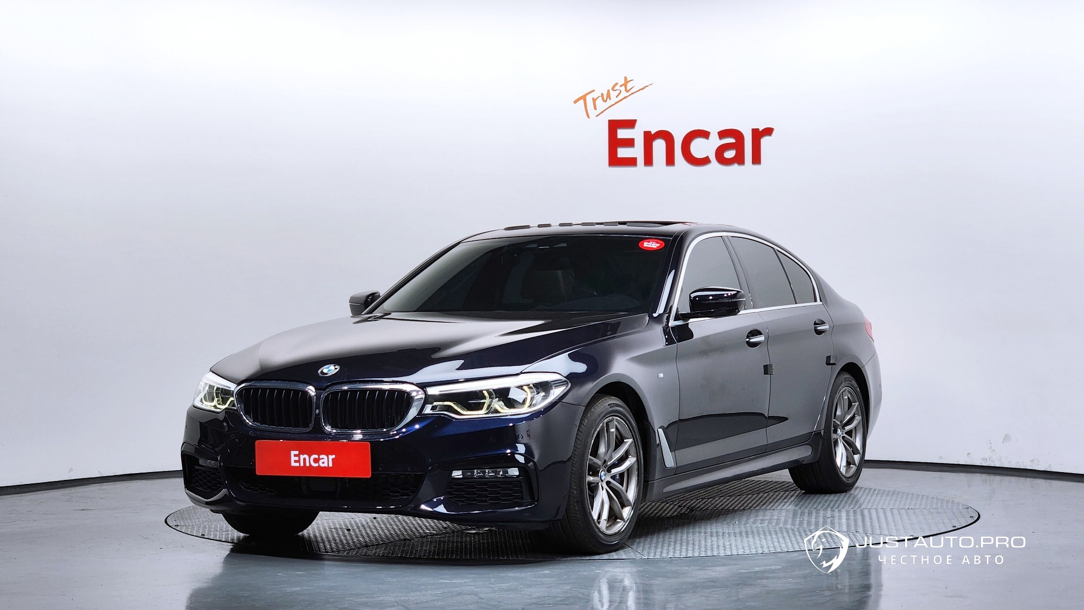 Автомобиль BMW 5-Series
