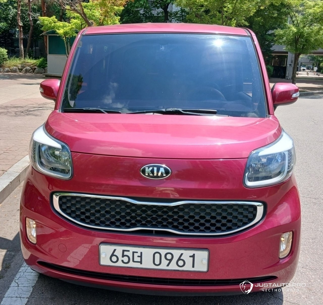 Автомобиль Kia RAY