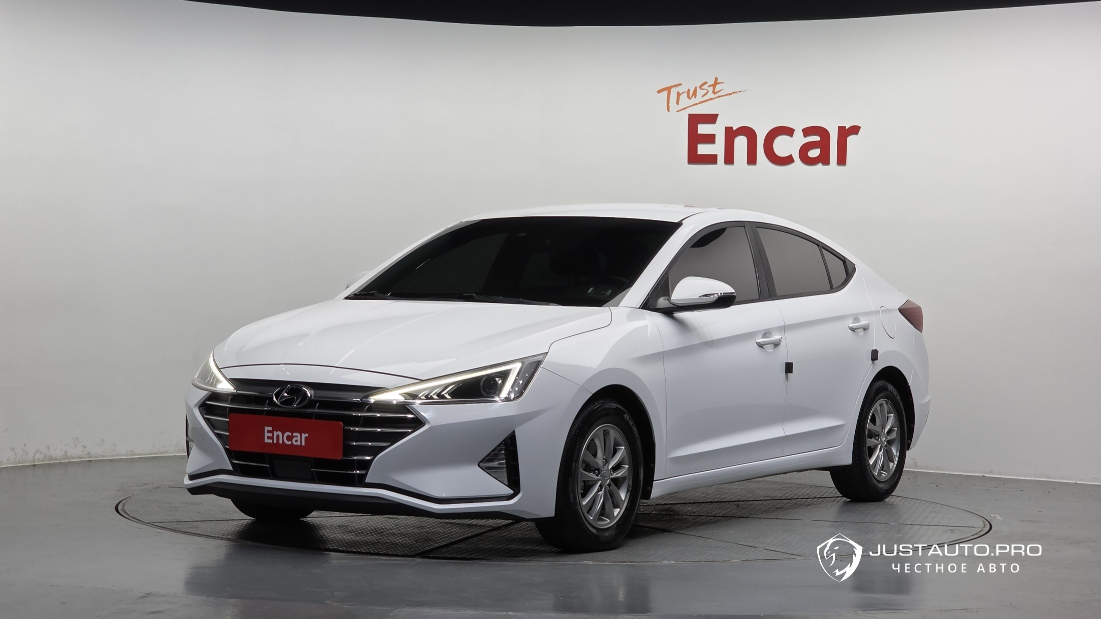 Автомобиль Hyundai AVANTE