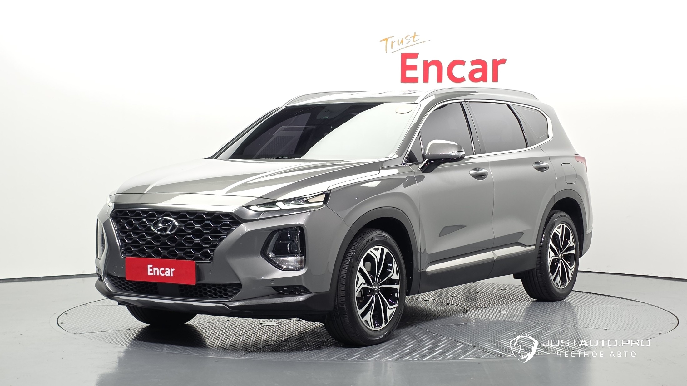 Автомобиль Hyundai Santafe