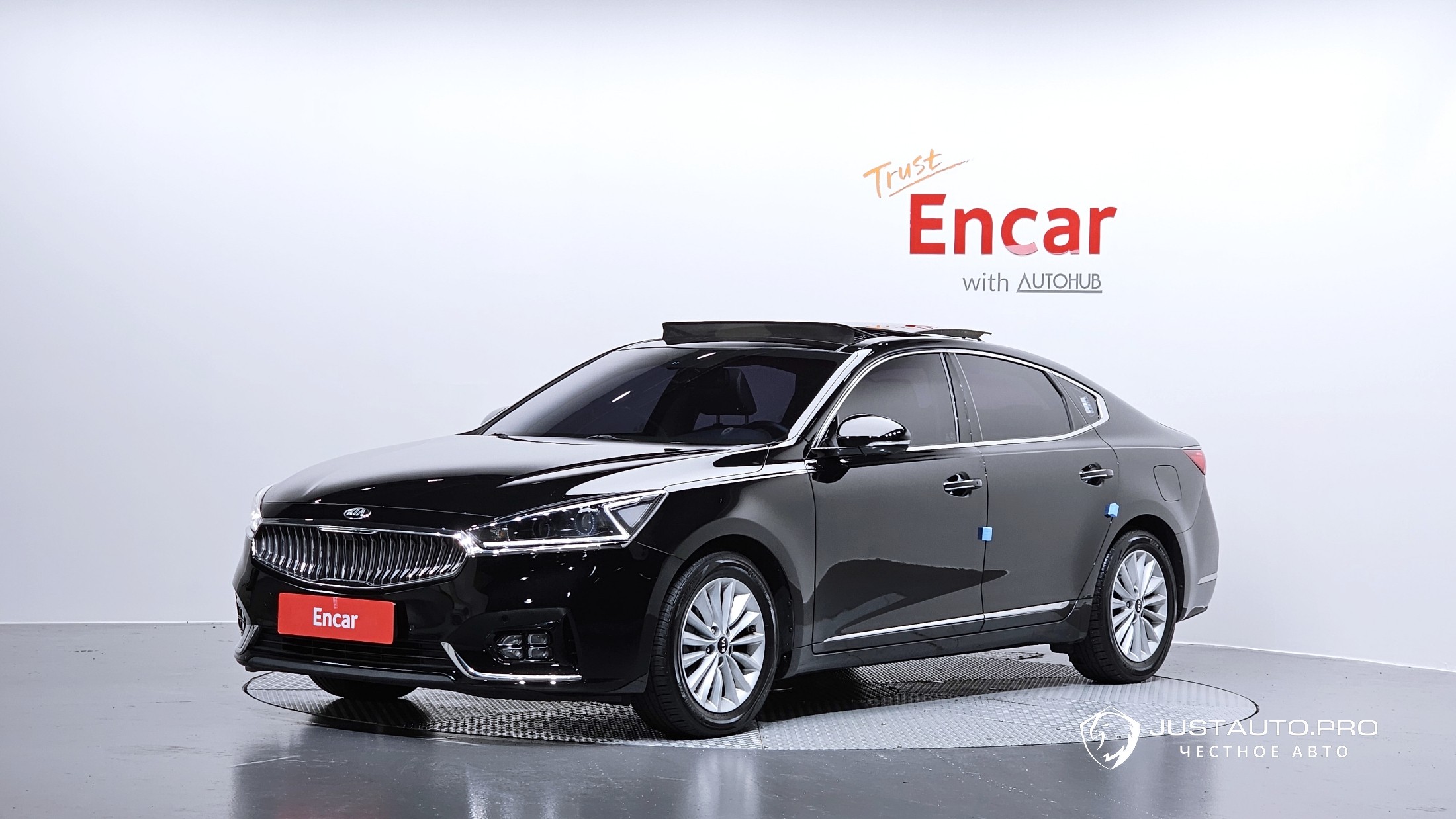 Автомобиль Kia K7