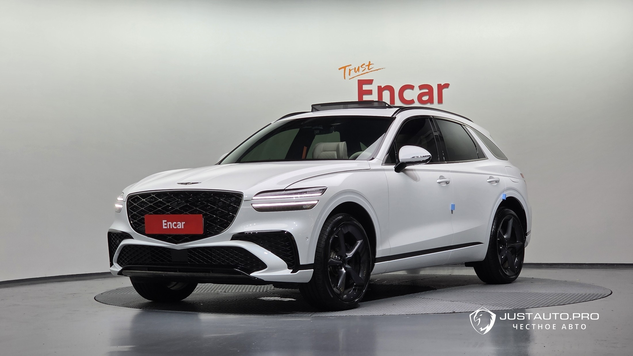 Автомобиль Genesis GV70