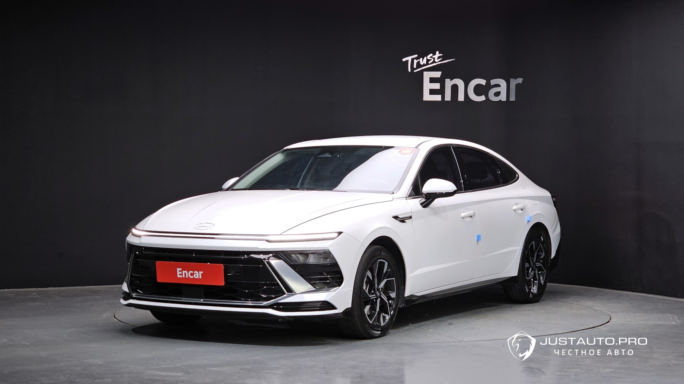 Автомобиль Hyundai Sonata