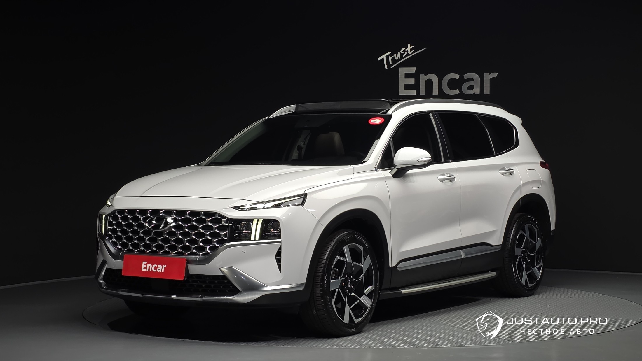 Автомобиль Hyundai Santafe
