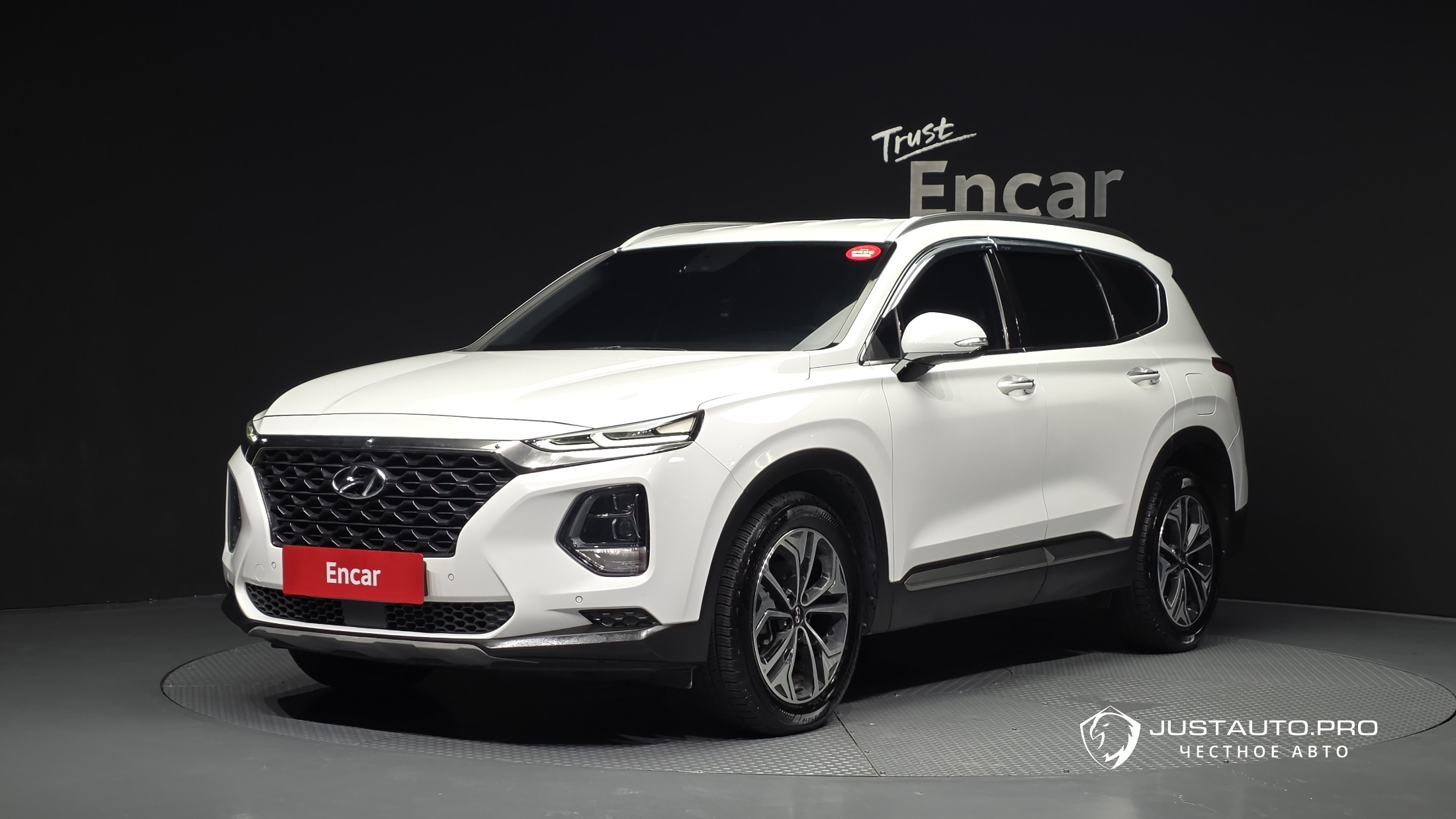Автомобиль Hyundai Santafe