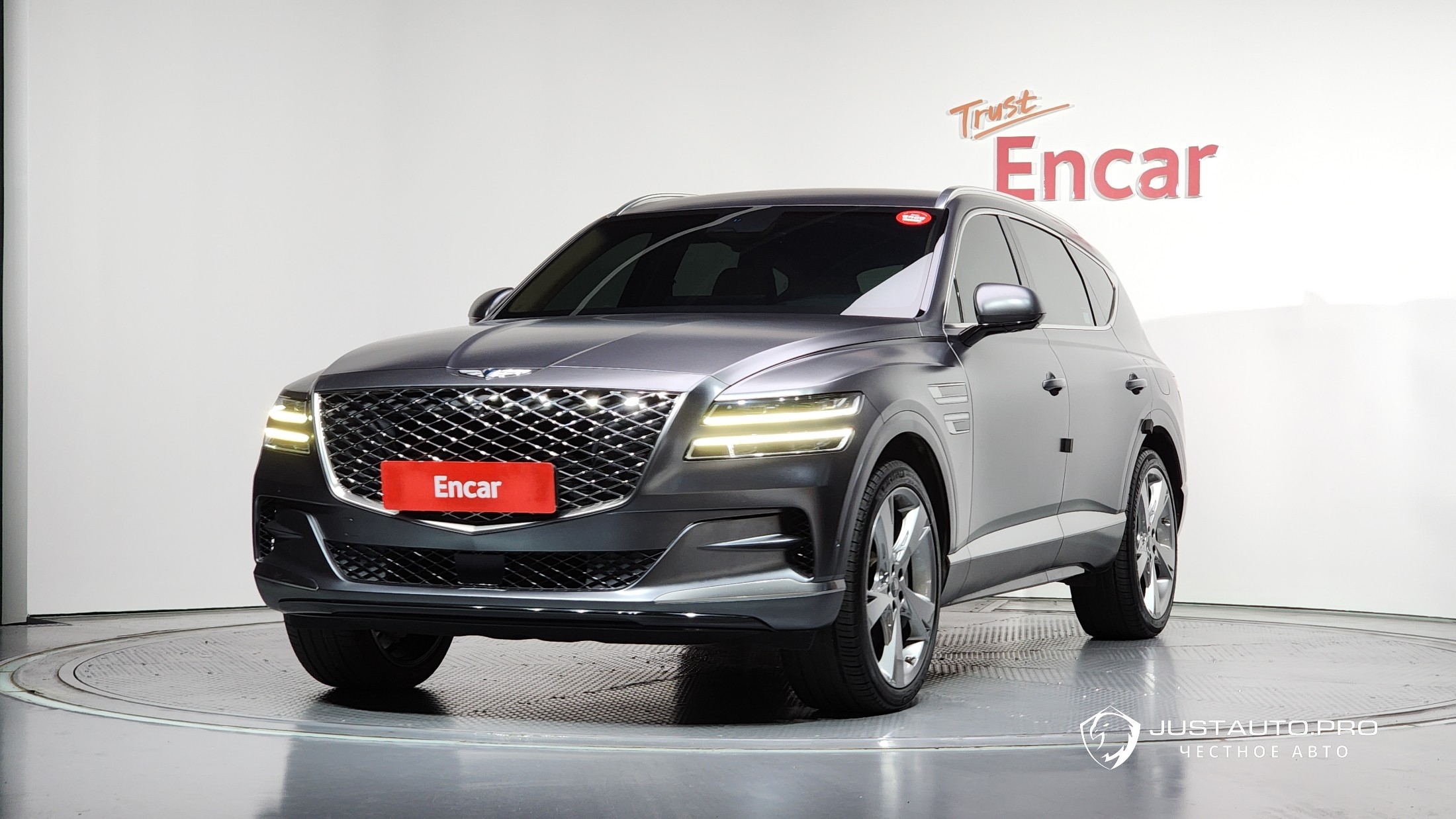 Автомобиль Genesis GV80