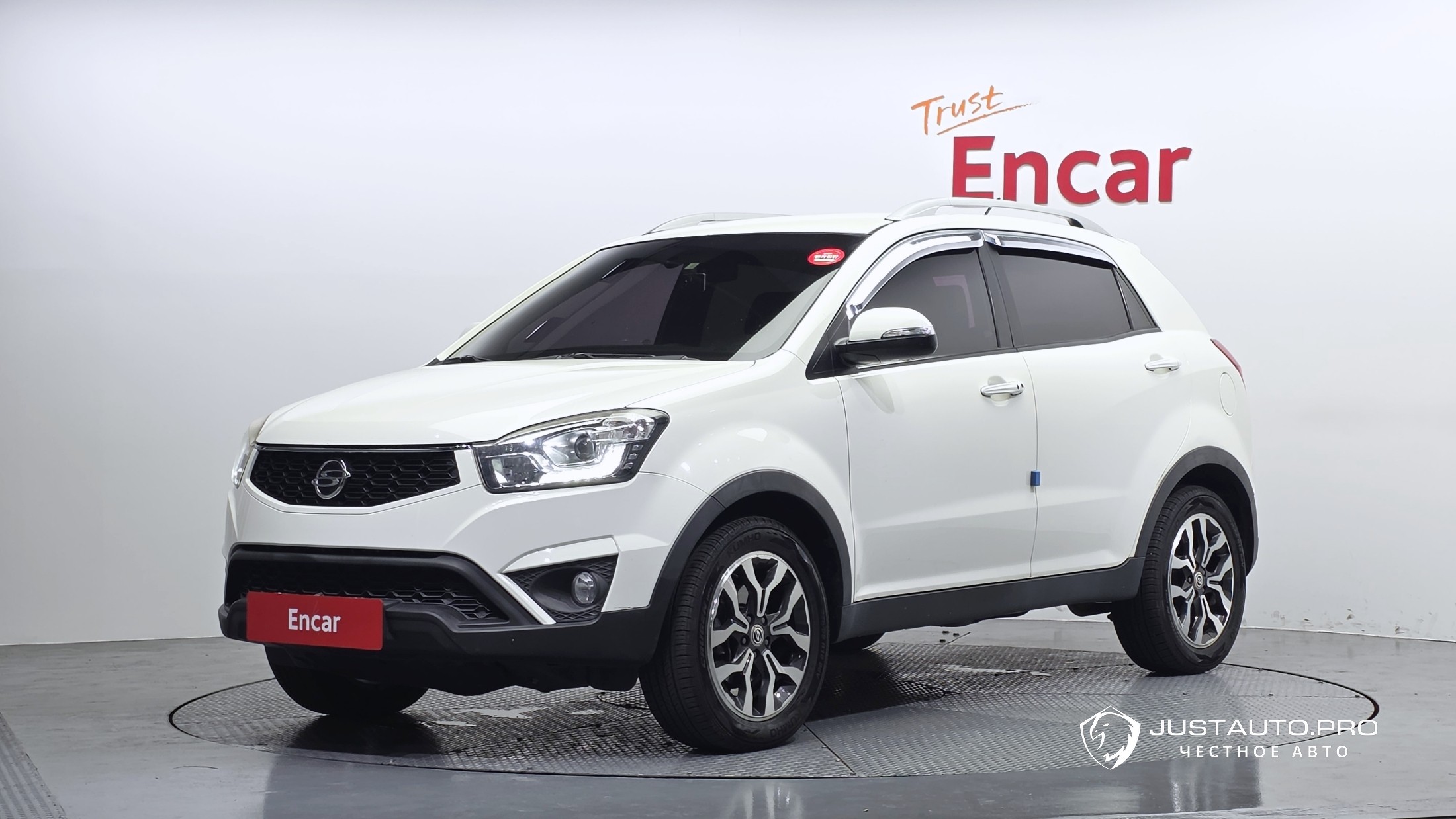 Автомобиль KG_Mobility_Ssangyong KORANDO